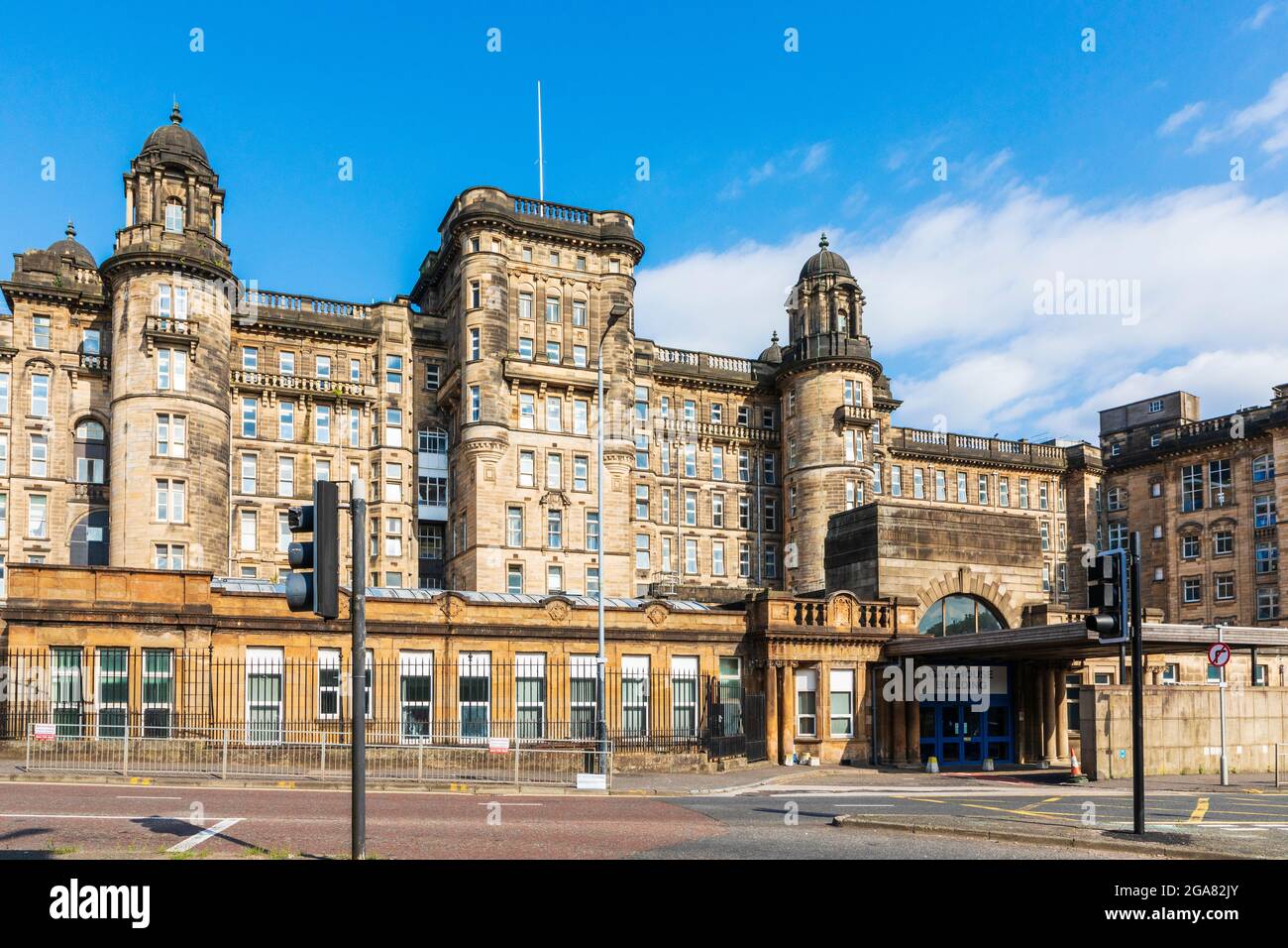Glasgow Royal Infirmary, ospedale, High Street, Glasgow, Scozia, Progettato da Robert e John Adam, architetti, e aperto nel 1794 Foto Stock