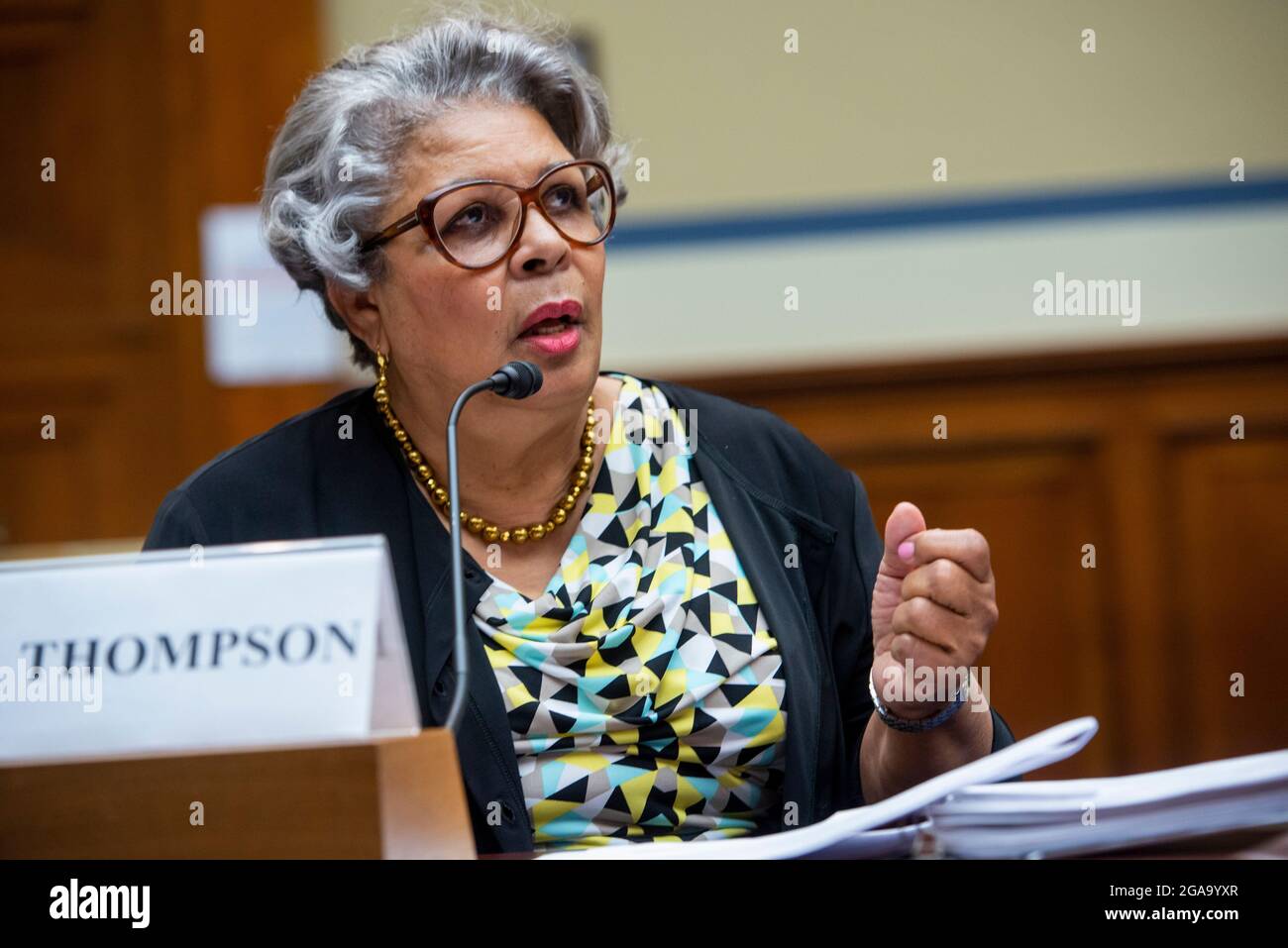 Washington, Stati di Vereinigte. 29 luglio 2021. Senfrontia Thompson, rappresentante dello Stato del Texas, membro della Commissione di selezione per i diritti costituzionali e le rimedi, appare davanti a un'audizione della Camera Committee on Oversight and Reform on Democracy in Danger: The Assault on Voting Rights in Texas, nella Rayburn House Office Building di Washington, DC, giovedì 29 luglio 2021. Credit: Rod Lamkey/CNP/dpa/Alamy Live News Foto Stock