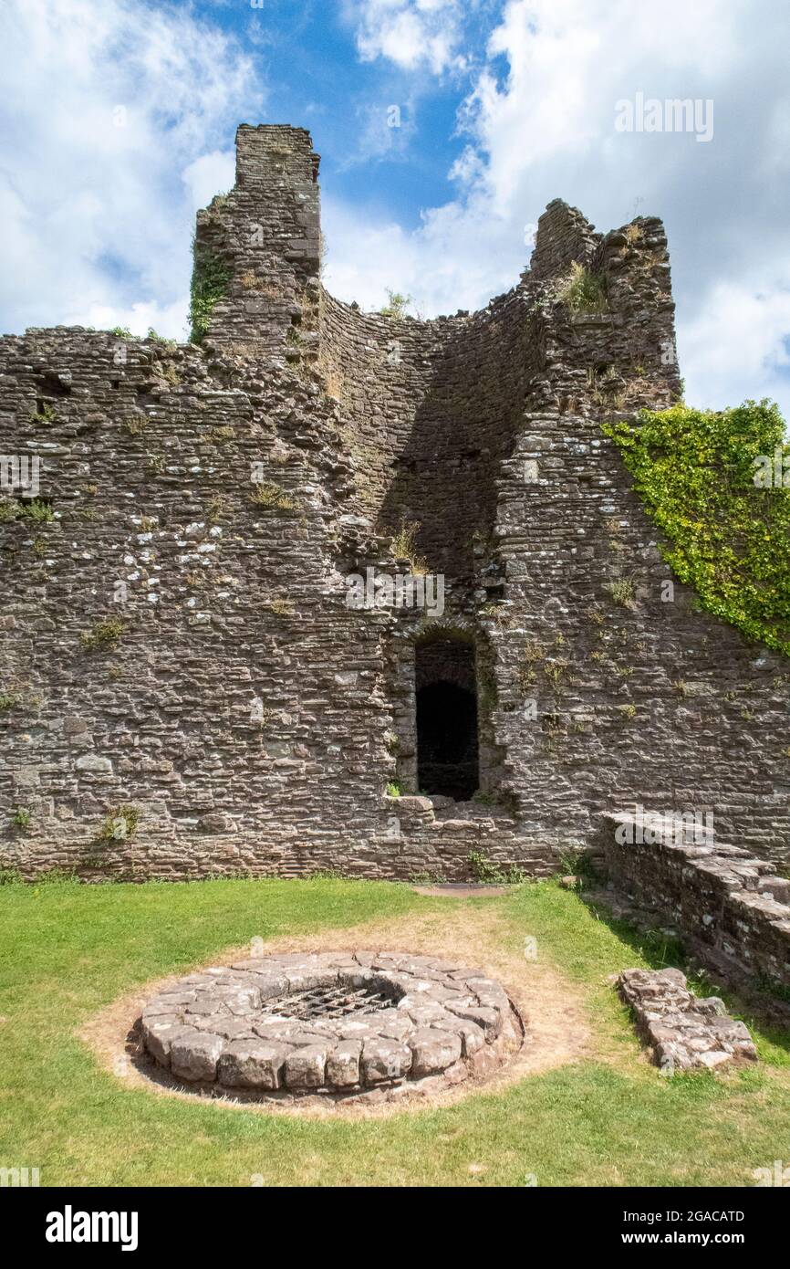 White Castle Llantilio Crossenny nel Galles del Monmouthshire Foto Stock