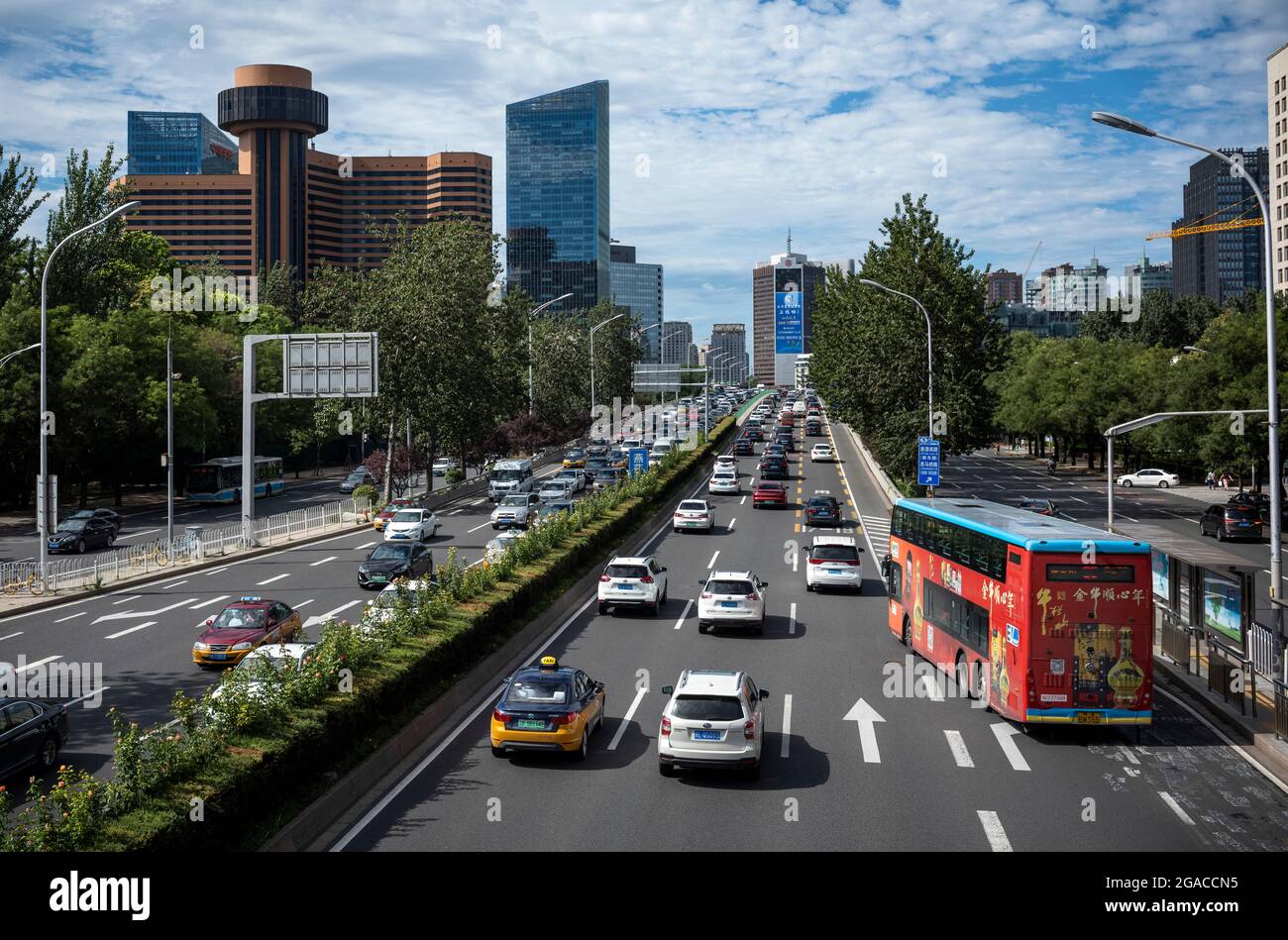 Pechino, Cina. 30 luglio 2021. Vista sul centro di Pechino, Cina il 30/07/2021 da Wiktor Dabkowski Credit: dpa/Alamy Live News Foto Stock