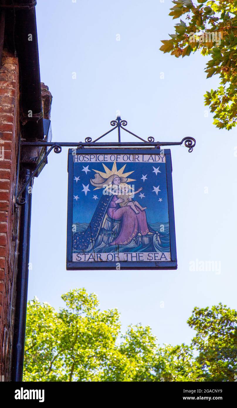 WALSINGHAM, REGNO UNITO - 09 agosto 2016: Il Santuario Anglicano di nostra Signora di Walsingham, Regno Unito Foto Stock
