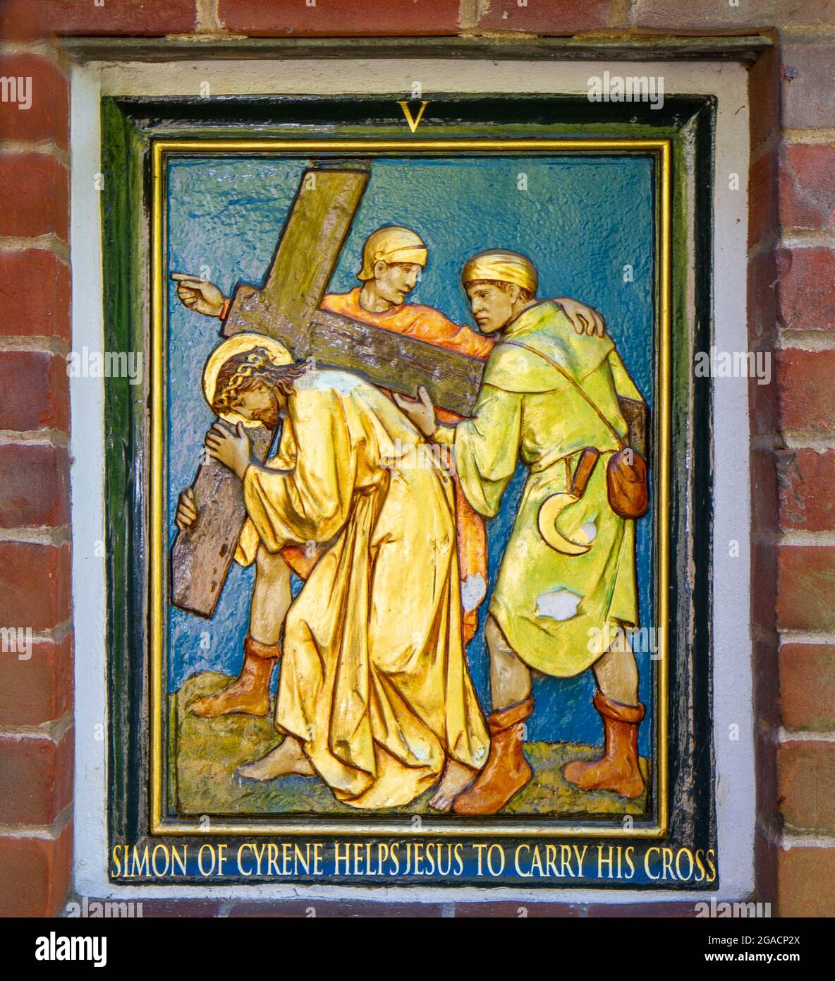 WALSINGHAM, REGNO UNITO - 09 agosto 2016: Le stazioni della croce nel Santuario Anglicano di nostra Signora di Walsingham, Regno Unito Foto Stock