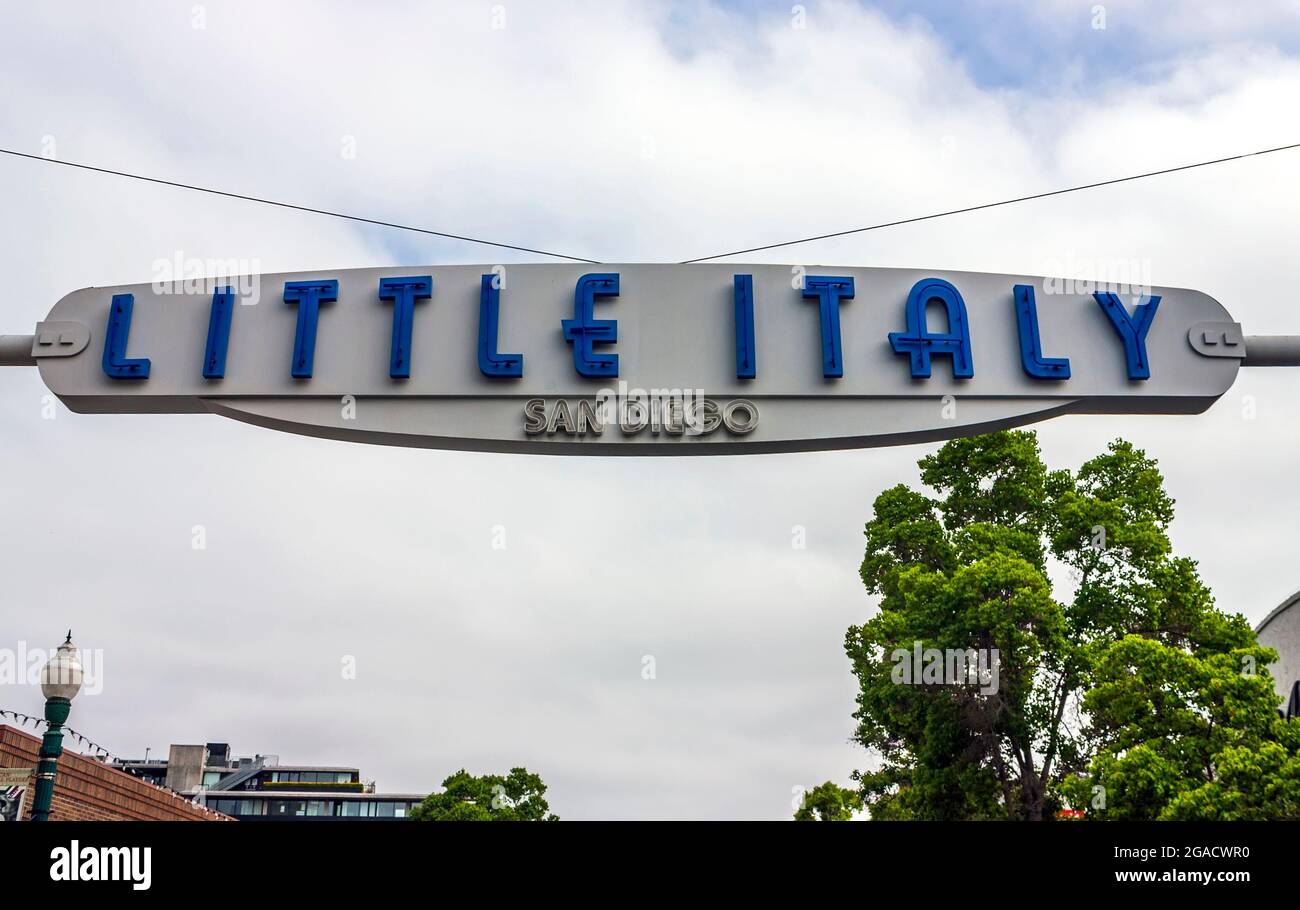 SAN DIEGO,CA - MAY18,2014:Little Italy a San Diego ha molti negozi, caffè e ristoranti di San Diego, California, America Foto Stock