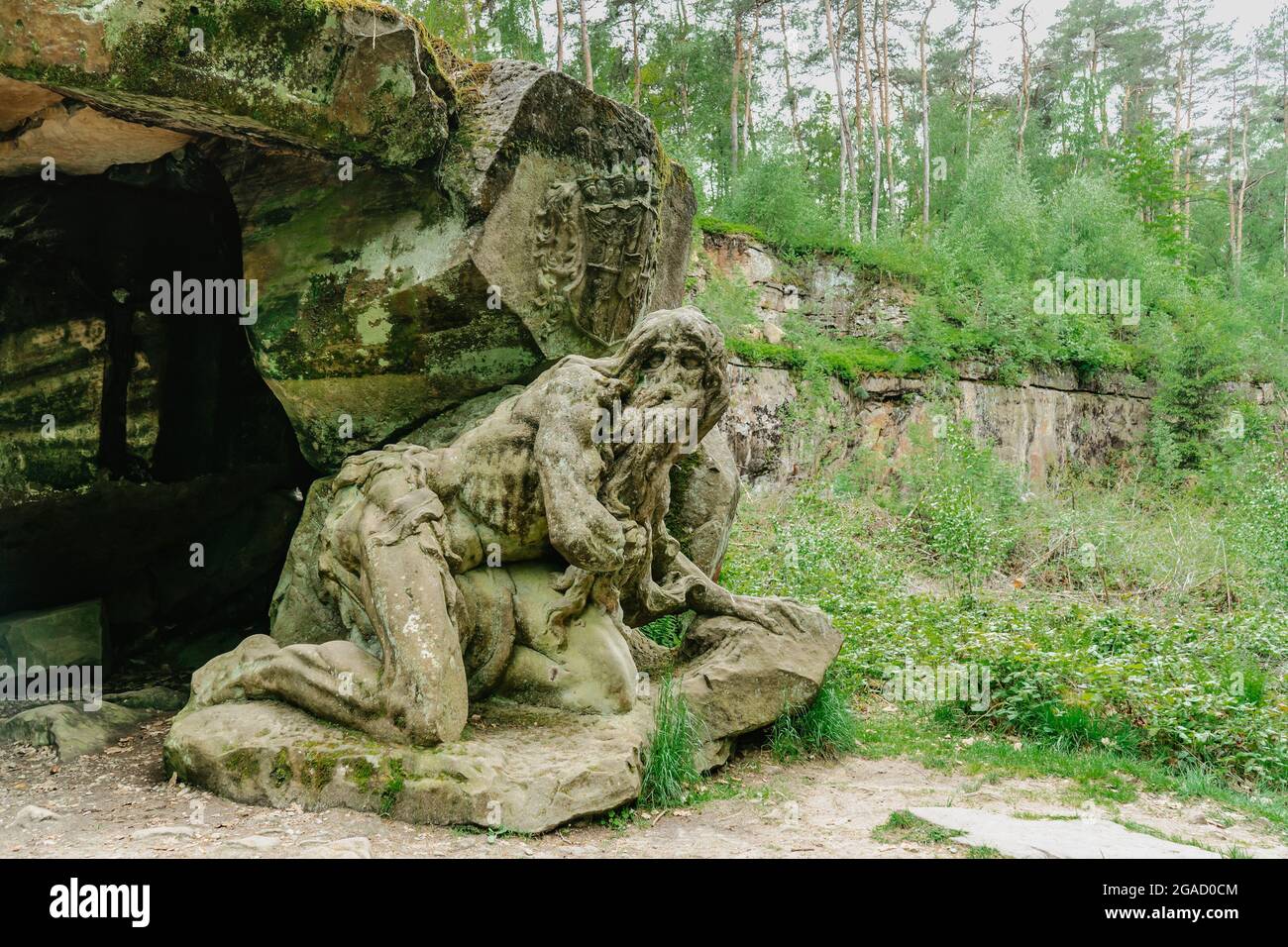 Kuks, Repubblica Ceca - 23 maggio 2021. Betlemme di Braun. Gruppo di sculture e rilievi scolpiti nella roccia creata dal famoso autore Matyas Braun. Foto Stock
