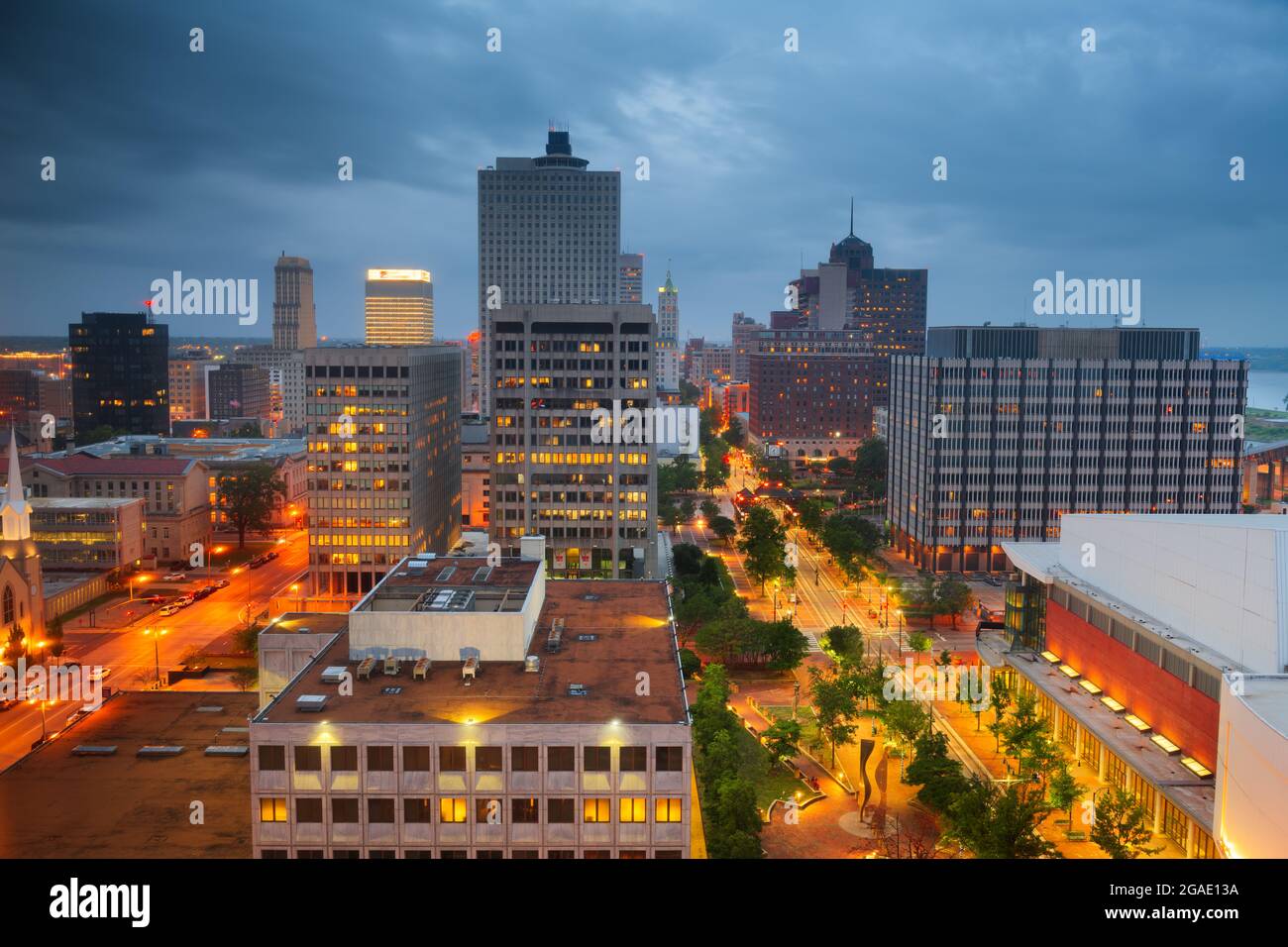 Memphis, Tennessee, Stati Uniti d'America downtown skyline della citta' al tramonto. Foto Stock