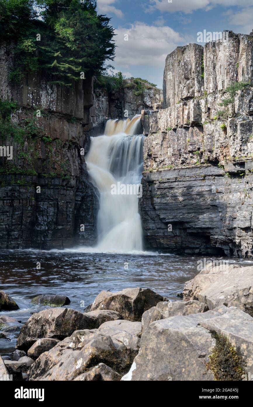 High Force Falls, di proprietà di Raby Estates, sul fiume Tees nella contea di Durham, Regno Unito Foto Stock