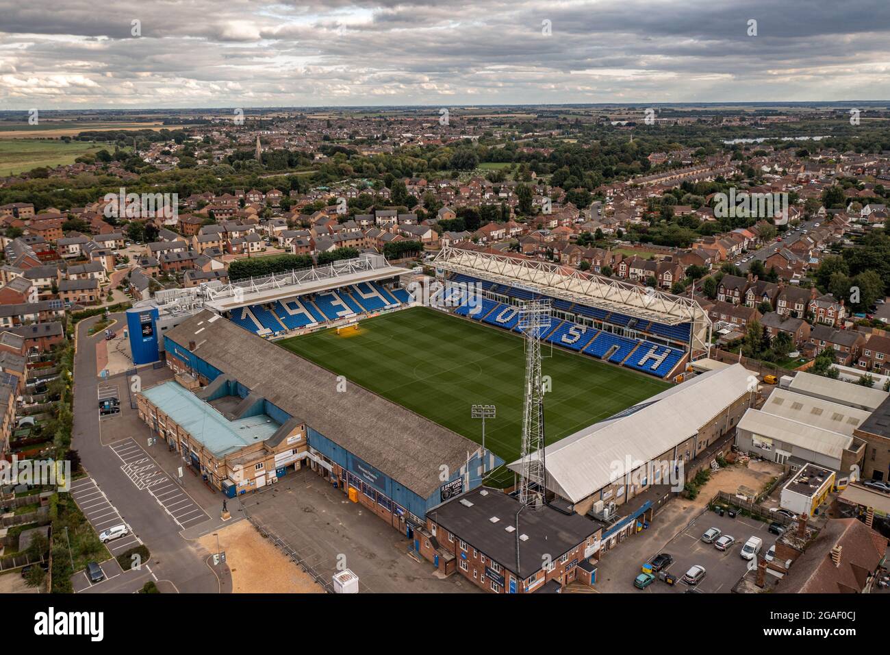 Vista aerea del RAFFINATO stadio del club di calcio Peterborough, il drone Weston Homes Stadium Foto Stock