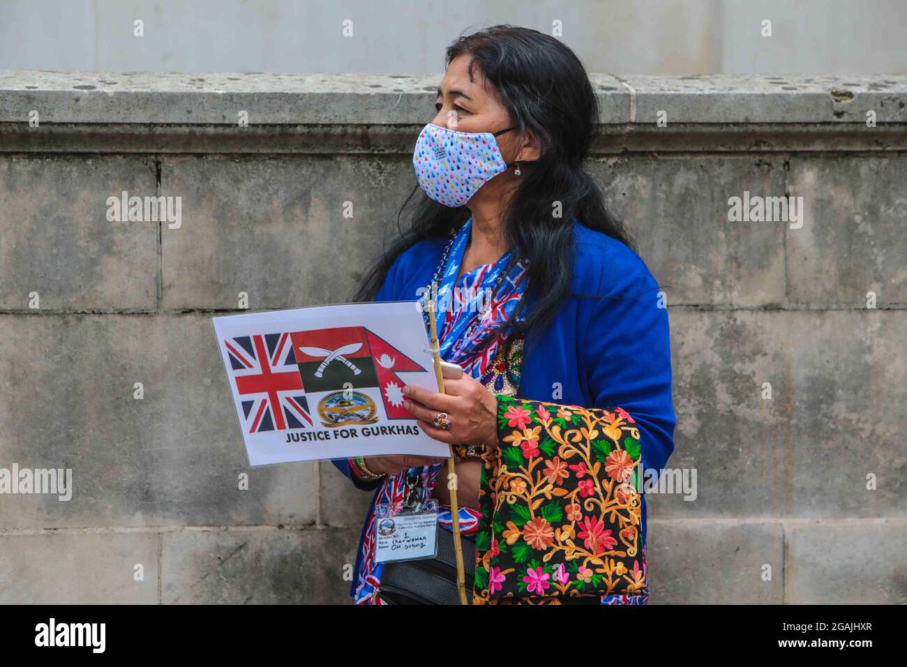 Londra, Regno Unito. 31 luglio 2021 Gurkhas si è riunito a Whitehall di fronte a Downing Street per chiedere pensioni eque e uguali ai loro omologhi britannici, con alcuni Gurkhas nel loro undicesimo giorno sciopero della fame Paul Quezada-Neiman/Alamy Live News Foto Stock