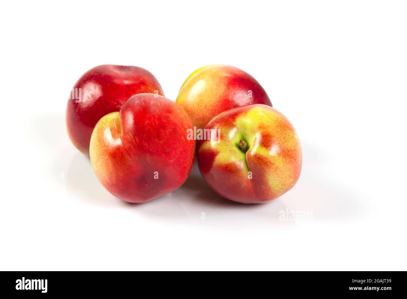 Foto di verdure e frutta su foto di sfondo bianco del giorno. Qualità dell'oca, foto modificabili Foto Stock