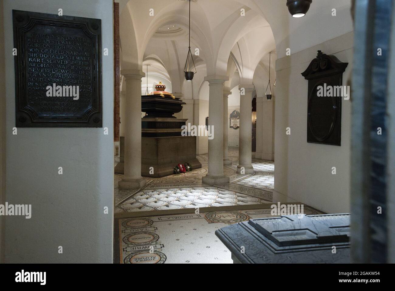 Tomba di Lord Horatio Nelson alla cattedrale di San Paolo Foto Stock