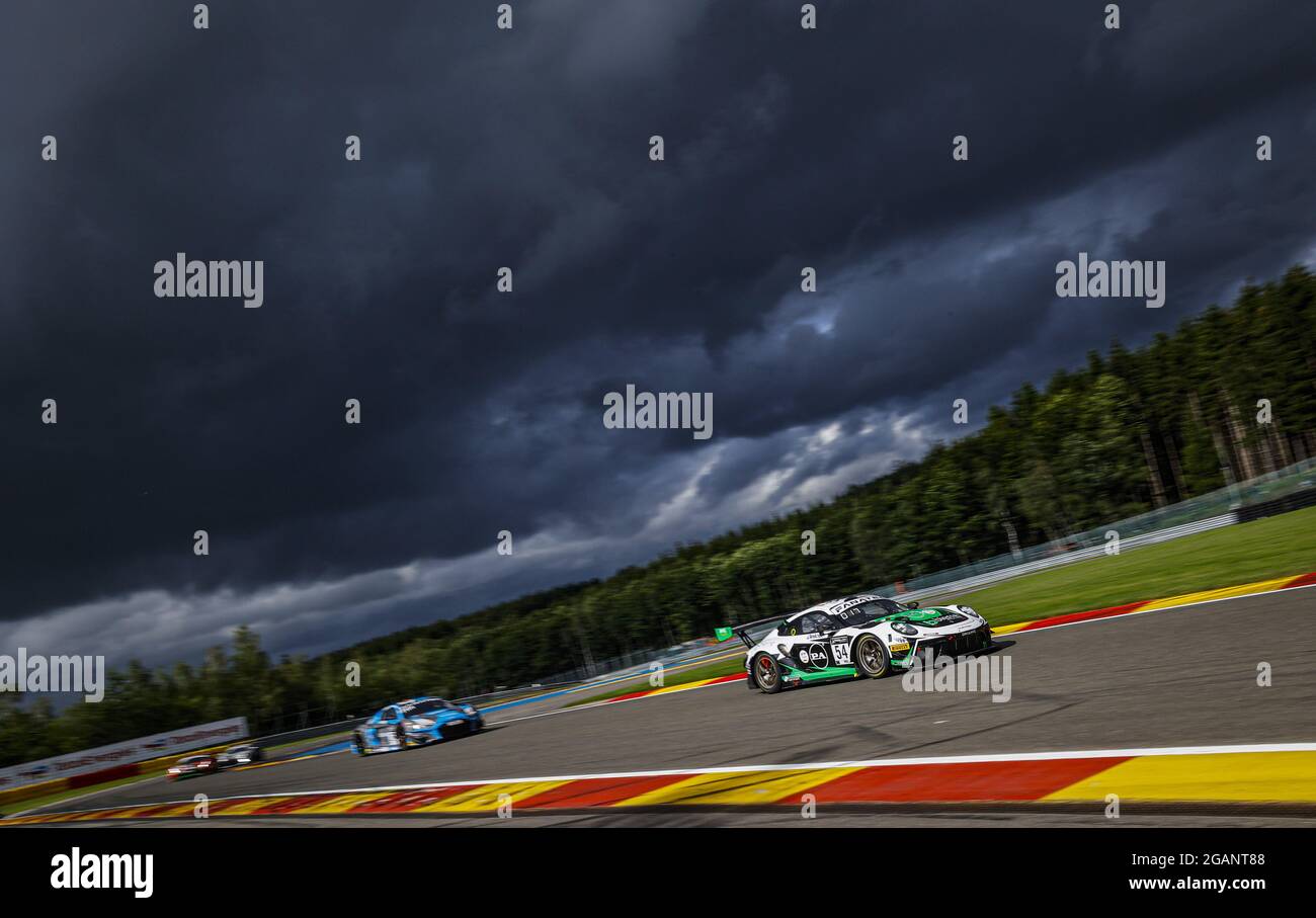 54 Cairoli Matteo (ita), Bachler Klaus (ger), Englehart Christian (ger), Dinamic Motorsport, Porsche 911 GT3-R (911.II), azione durante la TotalEnergies 24 ore di Spa, 6° round del 2021 Fanatec GT World Challenge Europe Powered by AWS, dal 28 luglio al 1 agosto 2021 sul circuito di Francorchamps-Spa A Stavelot, Belgio - Foto Francois Flamand / DPPI Foto Stock