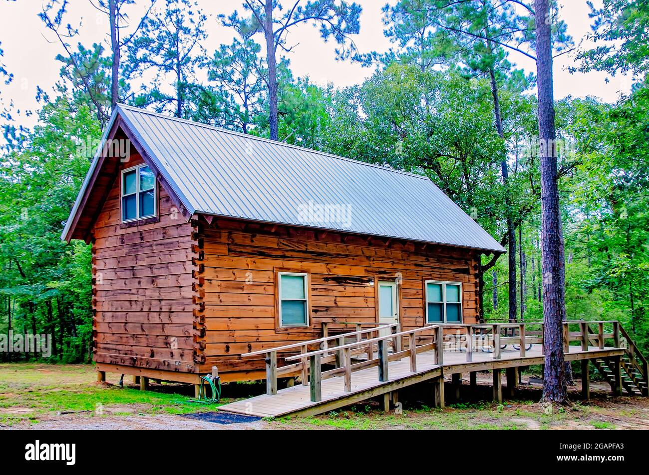 Sibley Cabin è raffigurato nello storico Blakeley state Park, 26 giugno 2021, a Spanish Fort, Alabama. Foto Stock