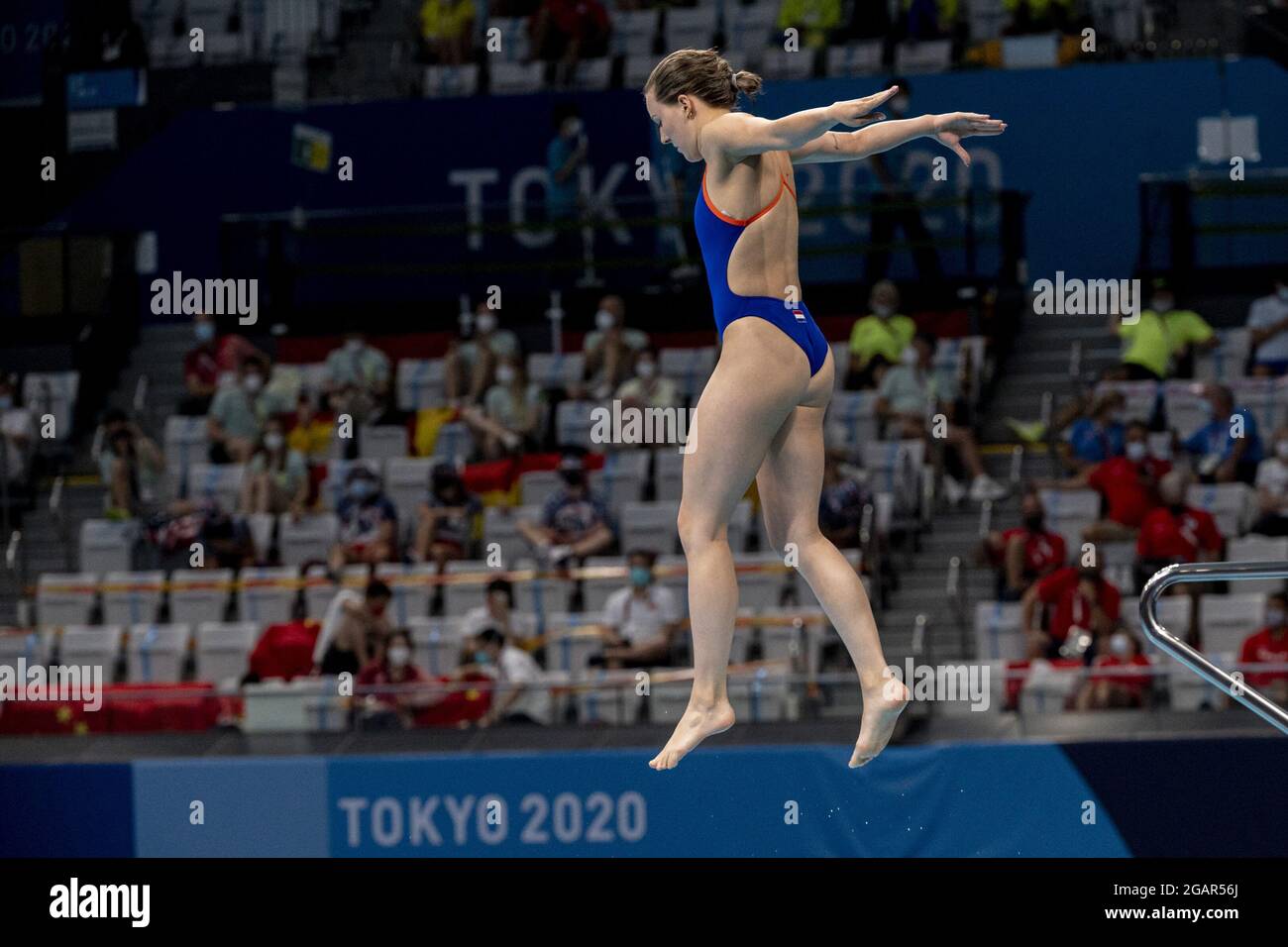 TOKYO, GIAPPONE - LUGLIO 30: Inge Jansen dei Paesi Bassi in gara durante LE IMMERSIONI FEMMINILI - 3 METRI DI PROVA A BORDO DI UNA TRAMPOLINO al Tokyo 2020 Foto Stock