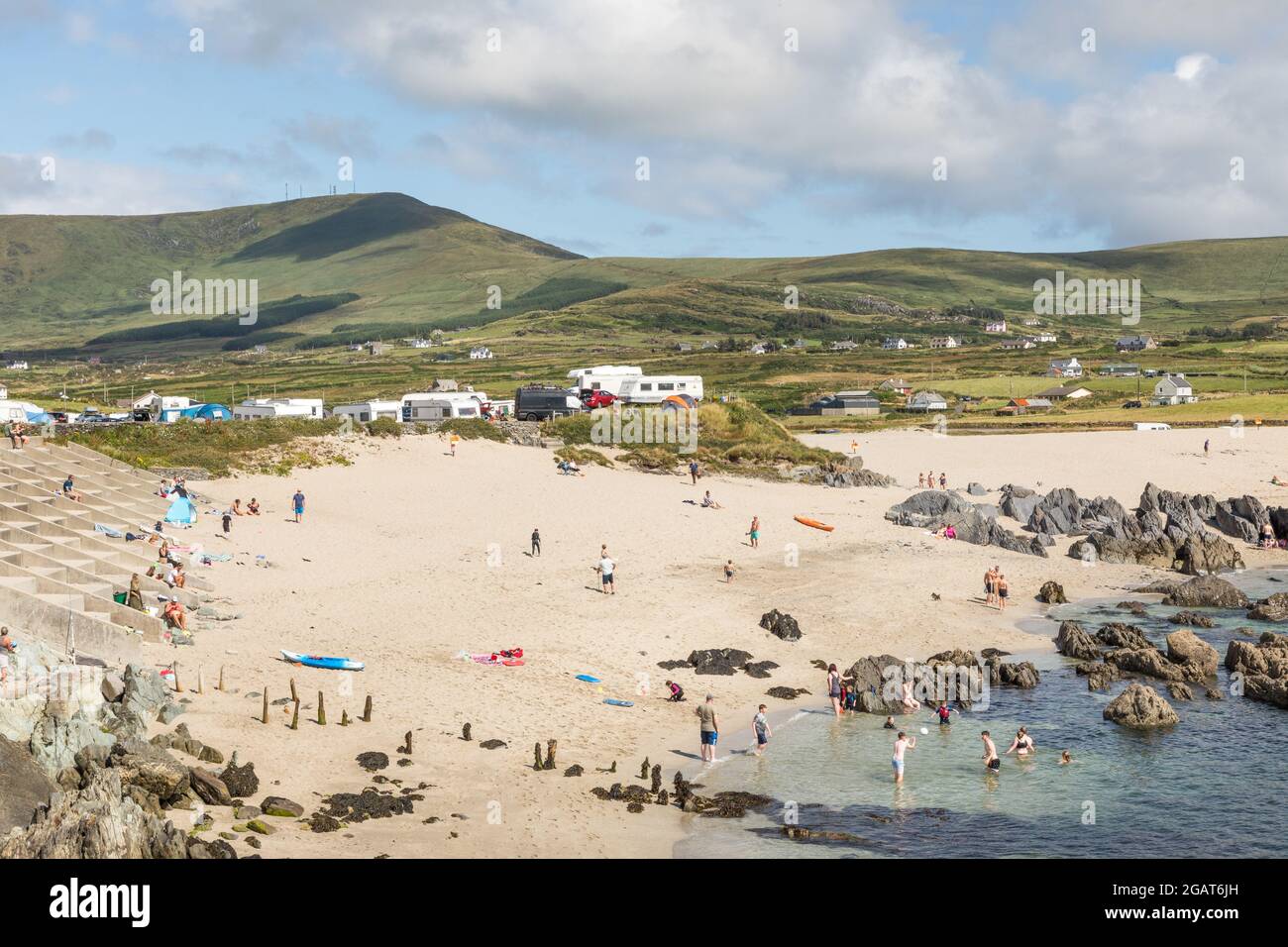 Allihies, Cork, Irlanda. 31 luglio 2021. In un caldo week-end di vacanza in banca i vacanzieri godono del bel tempo su Allihies Beach a West Cork, Irlanda. - immagine; credito: David Creedon/Alamy Live News Foto Stock