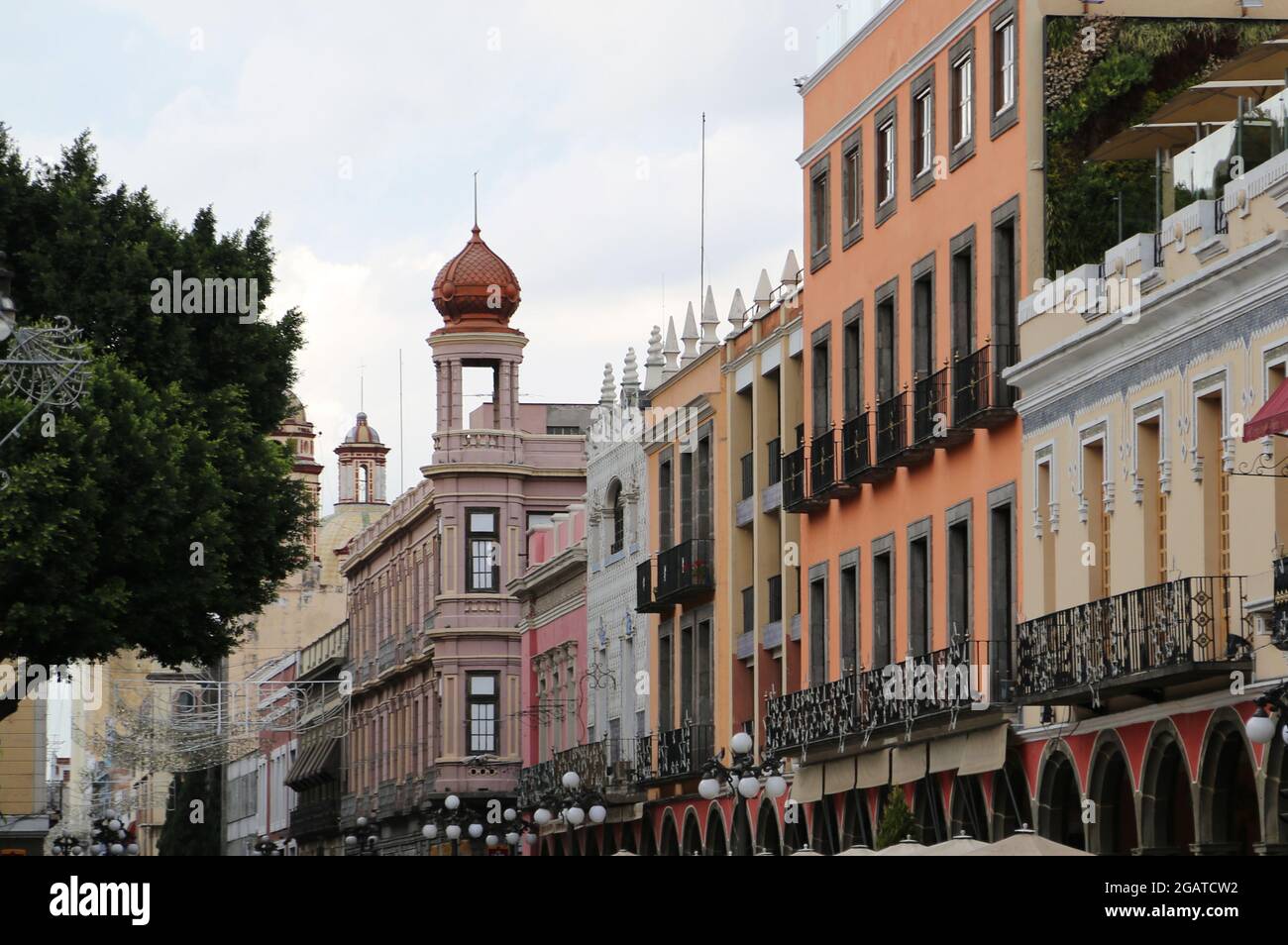 Edifici coloniali nella città di Puebla, Messico Foto Stock