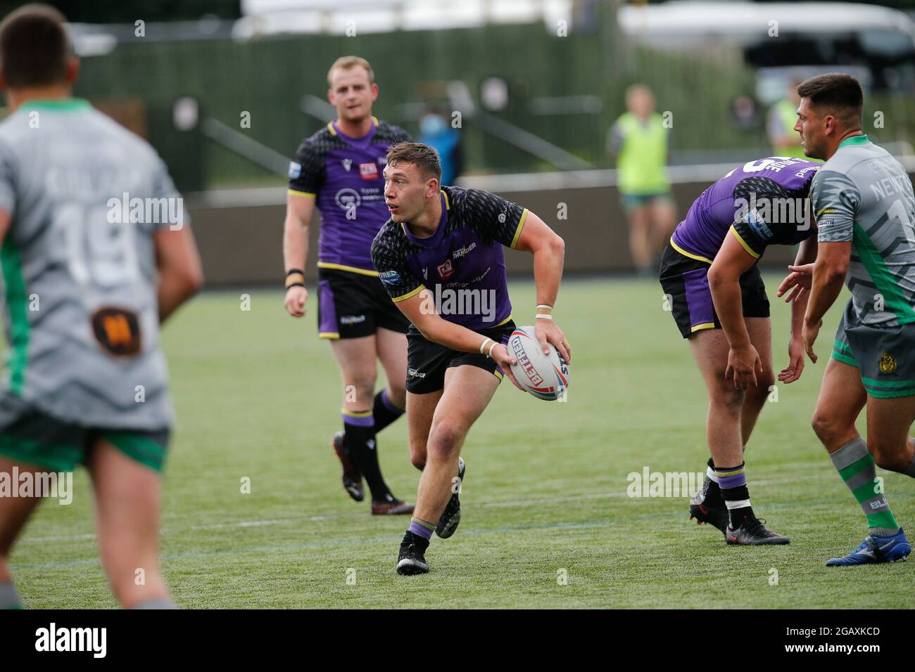 NEWCASTLE UPON TYNE, Regno Unito 1 AGOSTO Evan Simons di Newcastle Thunder in azione durante la partita TRA Newcastle Thunder e Whitehaven RLFC a Kingston Park, Newcastle domenica 1 agosto 2021. (Credit: Chris Lishman | MI News) Foto Stock
