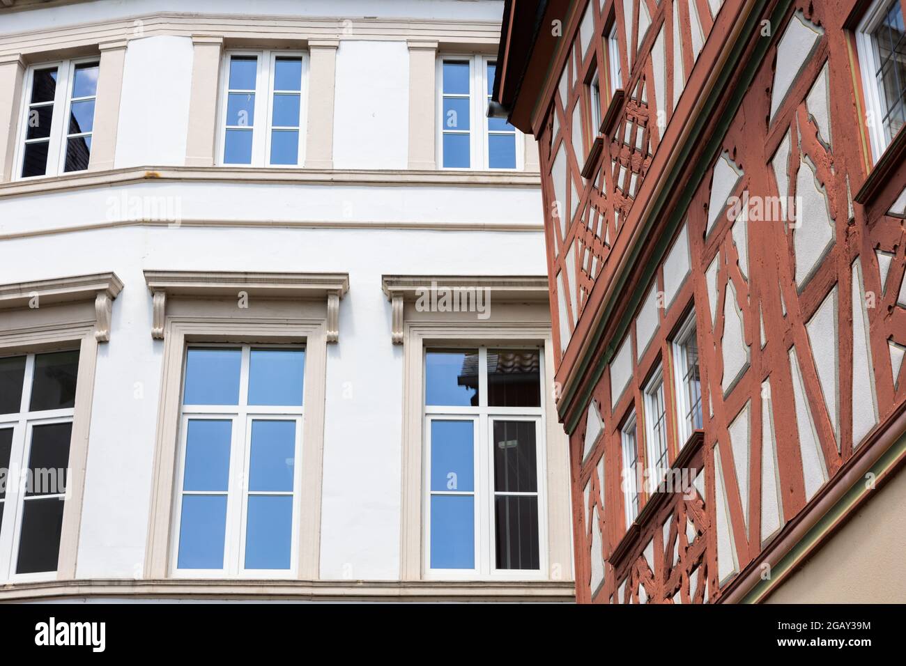 Edifici storici nella città vecchia di Bad Kreuznach, Renania-Palatinato, Germania. Foto Stock