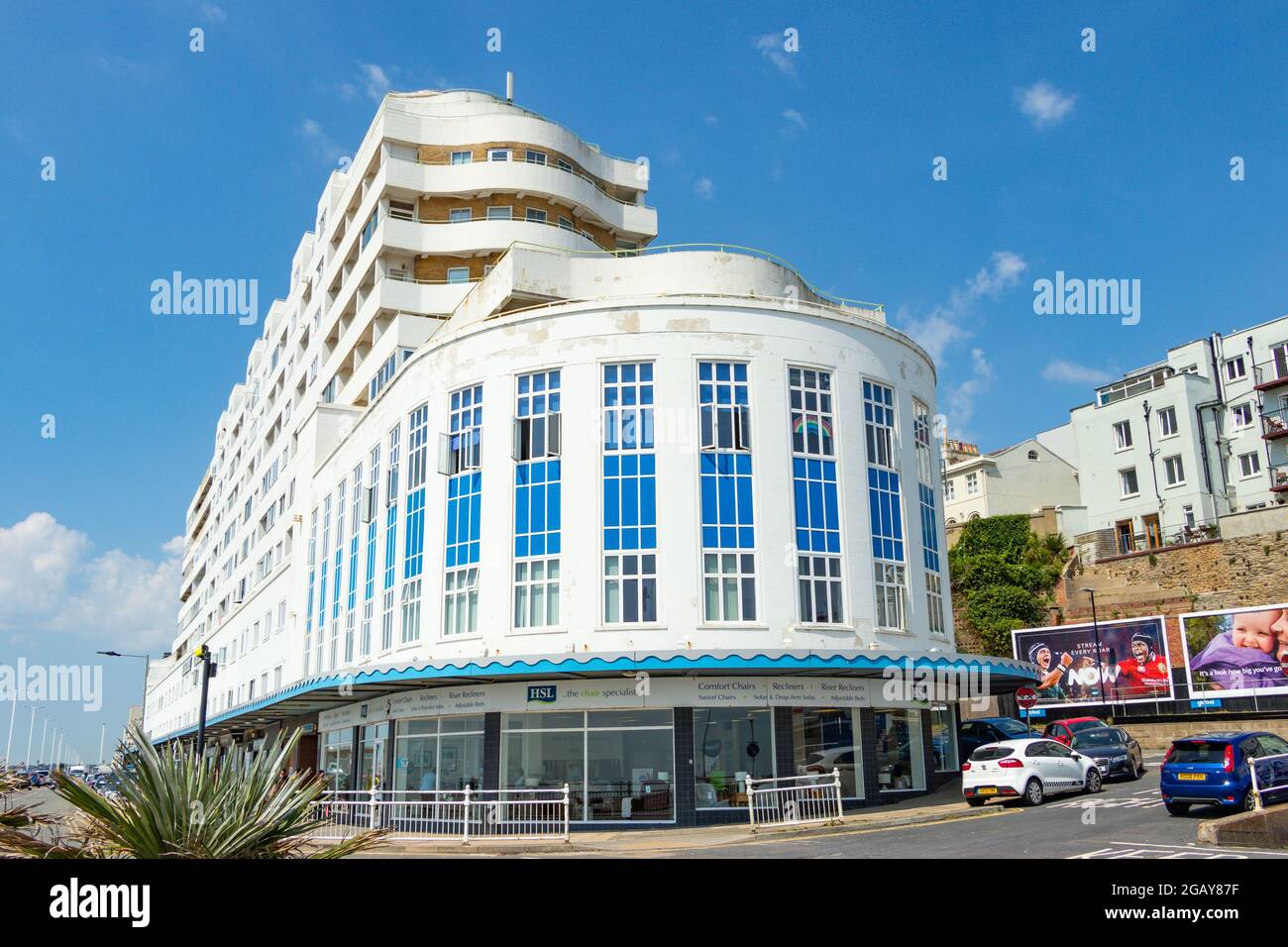 L'edificio Art Deco Marine Court a St. Leonards on Sea, East Sussex Foto Stock