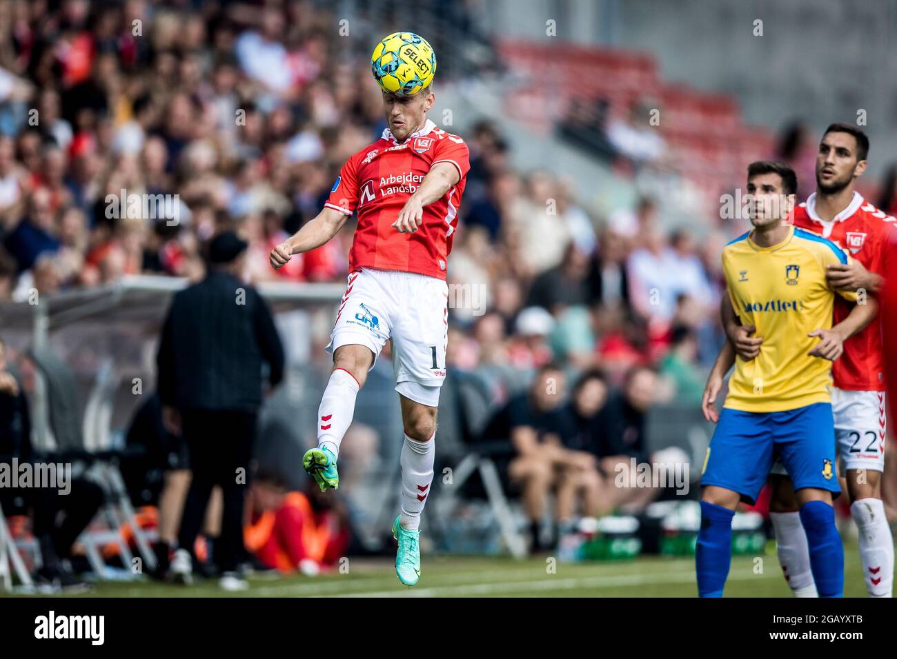 Vejle, Danimarca. 01 agosto 2021. Arbnor Mucolli (11) di Vejle Boldklub visto durante la partita 3F Superliga tra Vejle Boldklub e Broendby IF a Vejle Stadion a Vejle. (Photo Credit: Gonzales Photo/Alamy Live News Foto Stock