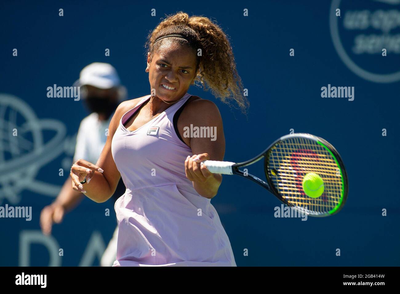 01 agosto 2021: Robin Montgomery (USA) sconfitto da Ana Konjuh (CRO) 63 76(2) nelle finali qualificanti del Mupadala Silicon Valley Classic alla San Jose state University di San Jose, California. ©Mal Taam/TennisClix/CSM Foto Stock