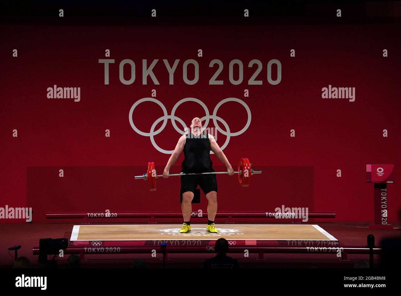 Laurel Hubbard della Nuova Zelanda nel Gruppo A delle Donne +87kg sollevamento pesi al Forum internazionale di Tokyo il decimo giorno dei Giochi Olimpici di Tokyo 2020 in Giappone. Data immagine: Lunedì 2 agosto 2021. Foto Stock