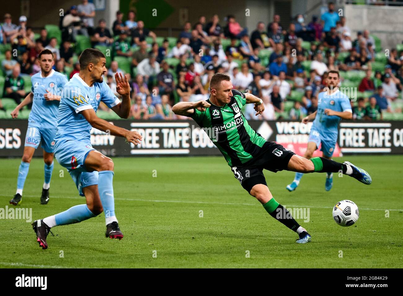 Melbourne, Australia, 1 aprile 2021. Besart Berisha di Western United controlla il pallone durante la partita di calcio Hyundai A-League tra il Western United FC e il Melbourne City FC. Credit: Dave Hewison/Speed Media/Alamy Live News Foto Stock