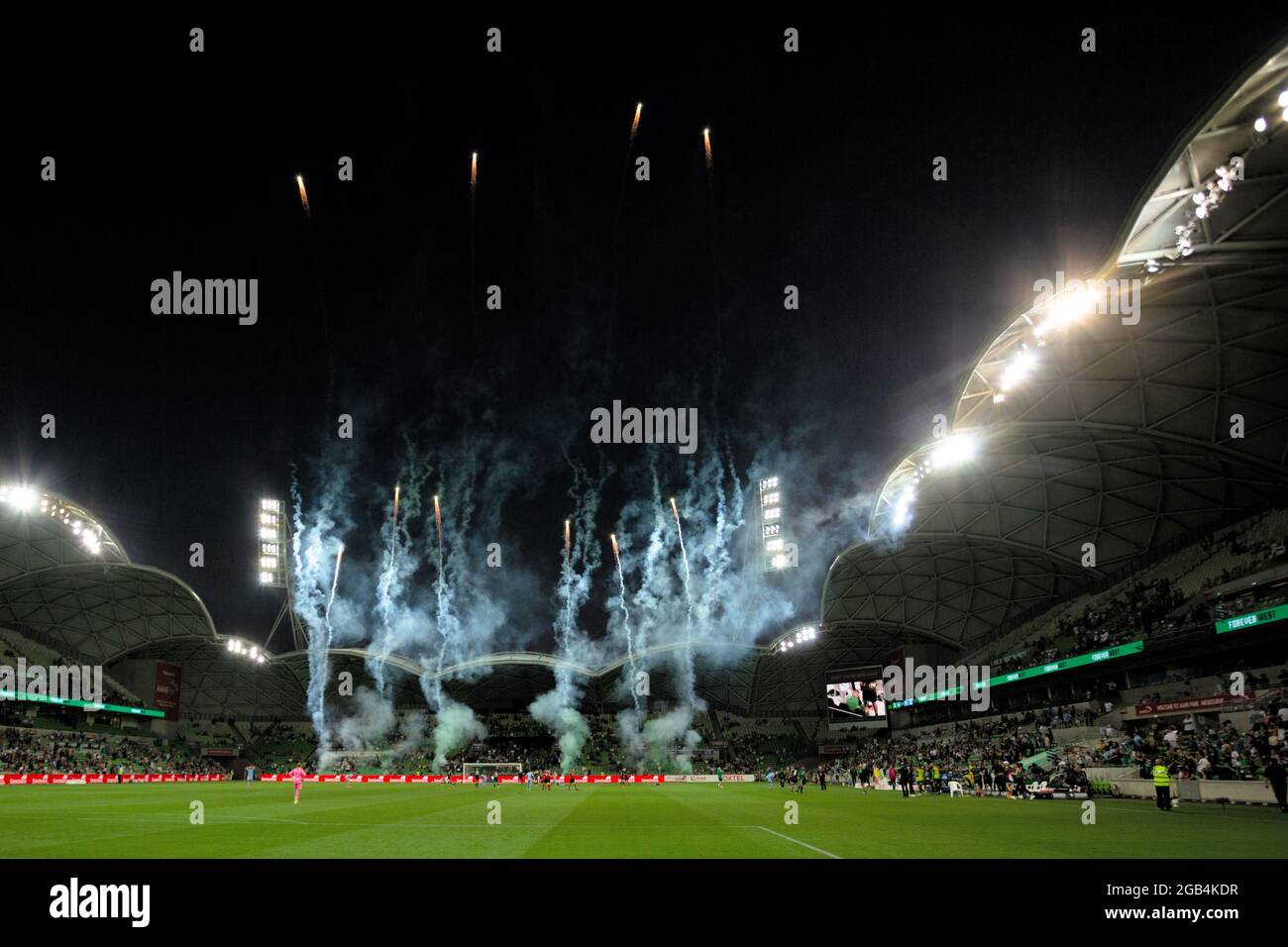 Melbourne, Australia, 1 aprile 2021. : Fireworks volare come Western United segna un gol durante la partita di calcio Hyundai A-League tra Western United FC e Melbourne City FC. Credit: Dave Hewison/Speed Media/Alamy Live News Foto Stock