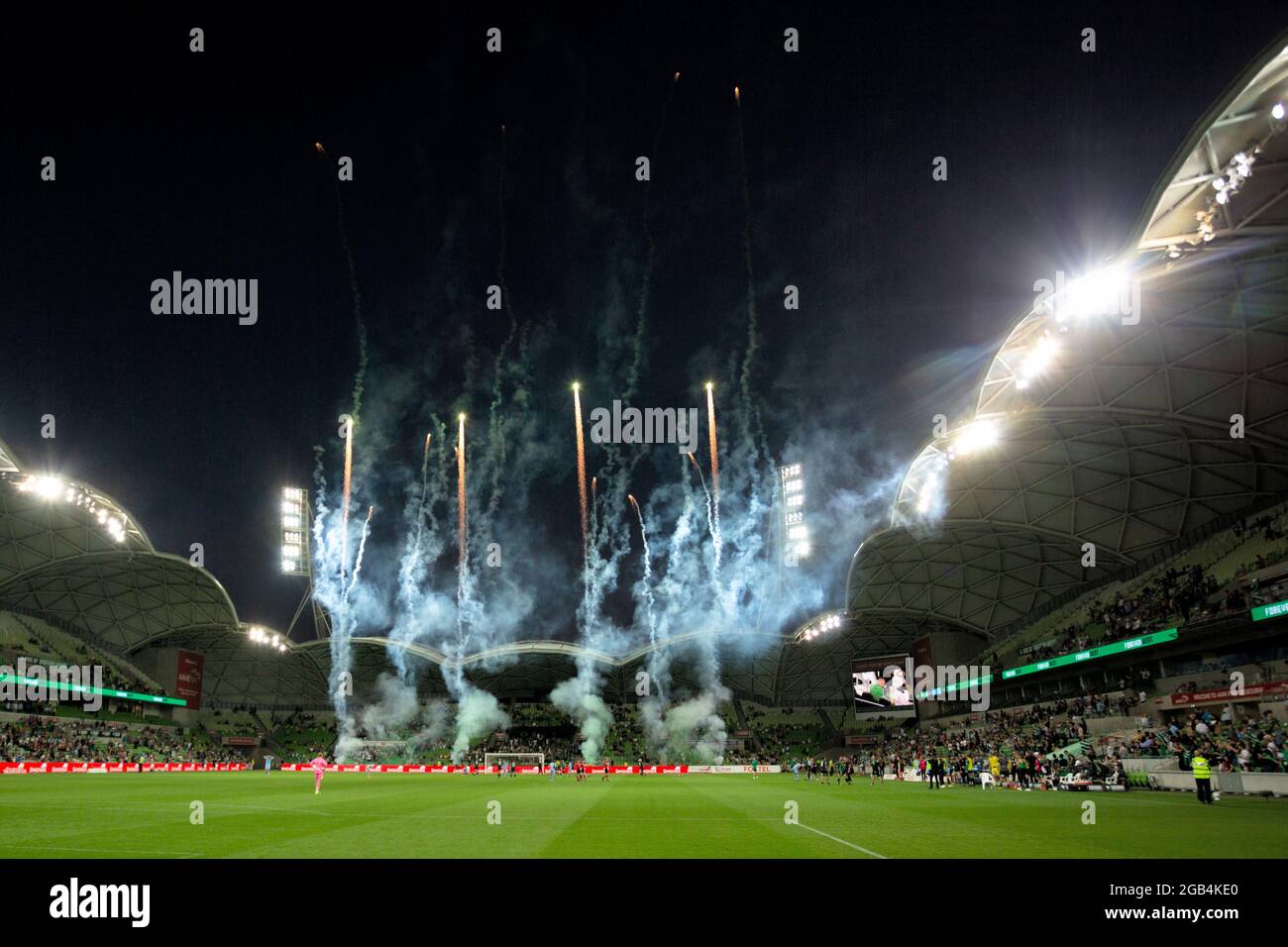 Melbourne, Australia, 1 aprile 2021. : Fireworks volare come Western United segna un gol durante la partita di calcio Hyundai A-League tra Western United FC e Melbourne City FC. Credit: Dave Hewison/Speed Media/Alamy Live News Foto Stock