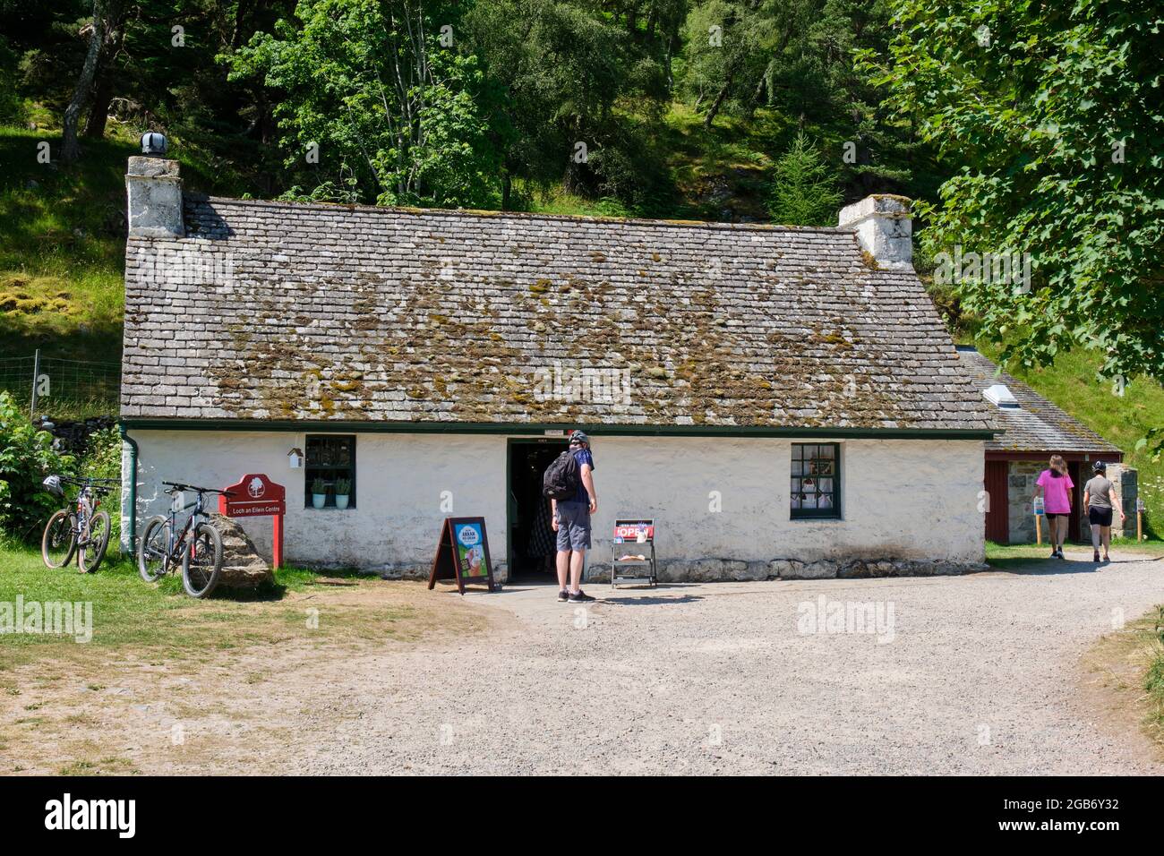 Centro visitatori di Loch an Eilein, vicino a Rothiemurchus, Aviemore, Badenoch e Speyside, Scozia Foto Stock