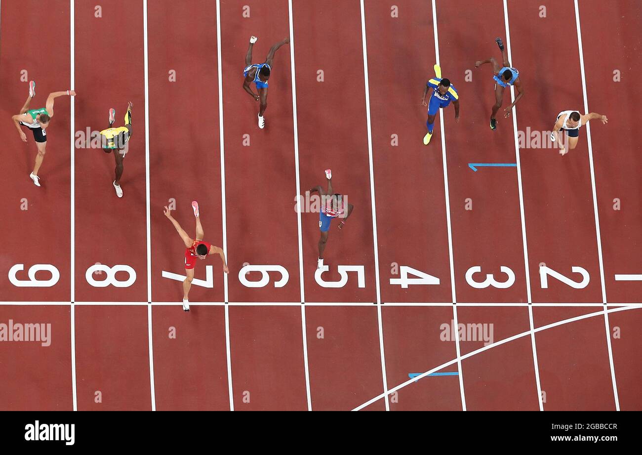 Tokyo, Giappone. 3 agosto 2021. Gli atleti si sfidano durante il caldo degli Hurdles da 110 m maschile ai Giochi Olimpici di Tokyo 2020, Giappone, 3 agosto 2021. Credit: Zeng Yao/Xinhua/Alamy Live News Foto Stock