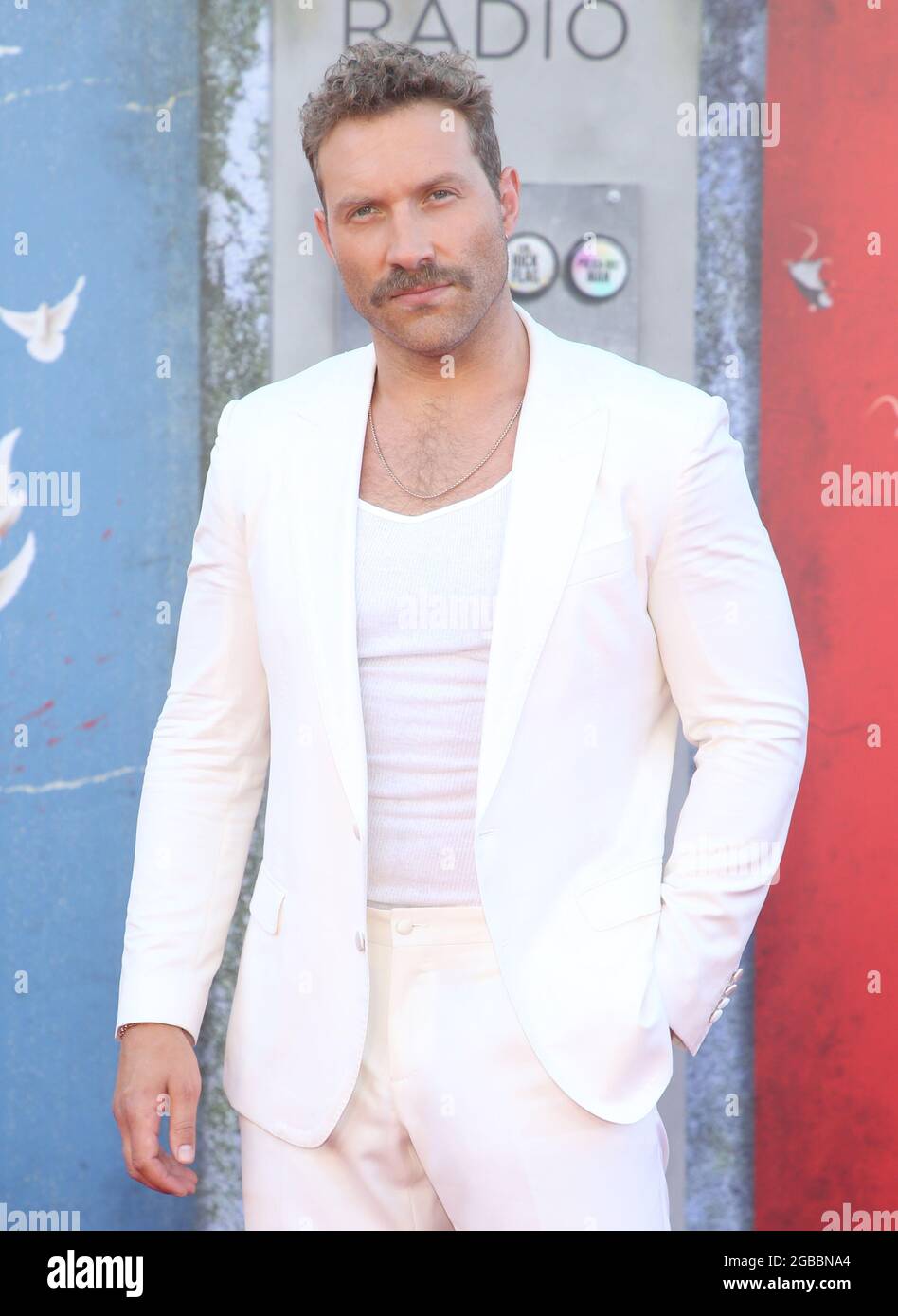 Los Angeles, California. 2 agosto 2021. Jai Courtney, al Warner Bros. Premiere di "The Suicide Squad" al Regency Village Theatre di Los Angeles, California, il 2 agosto 2021. Credit: Faye Sadou/Media Punch/Alamy Live News Foto Stock