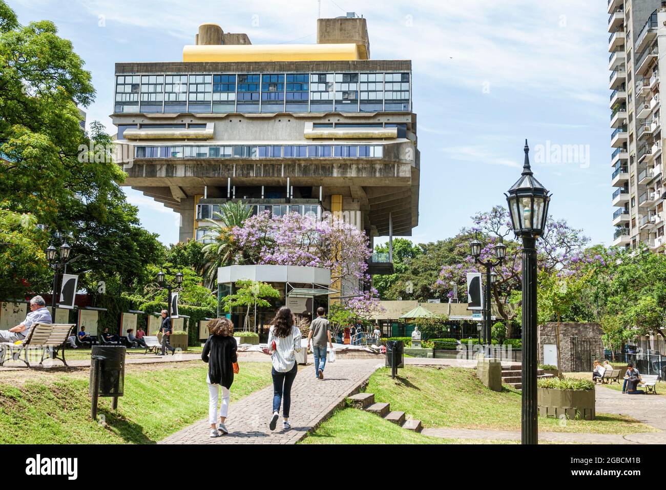 Argentina Buenos Aires Recoleta, Biblioteca Nazionale Mariano Moreno, esterno architettura brutalista Clorindo testa ga Foto Stock