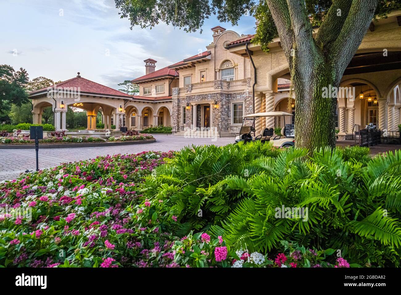 TPC Sawgrass Clubhouse, che si affaccia sullo Stadium Course, sede DEL campionato PROFESSIONISTICO DI golf A Ponte Vedra Beach, Florida. (STATI UNITI) Foto Stock