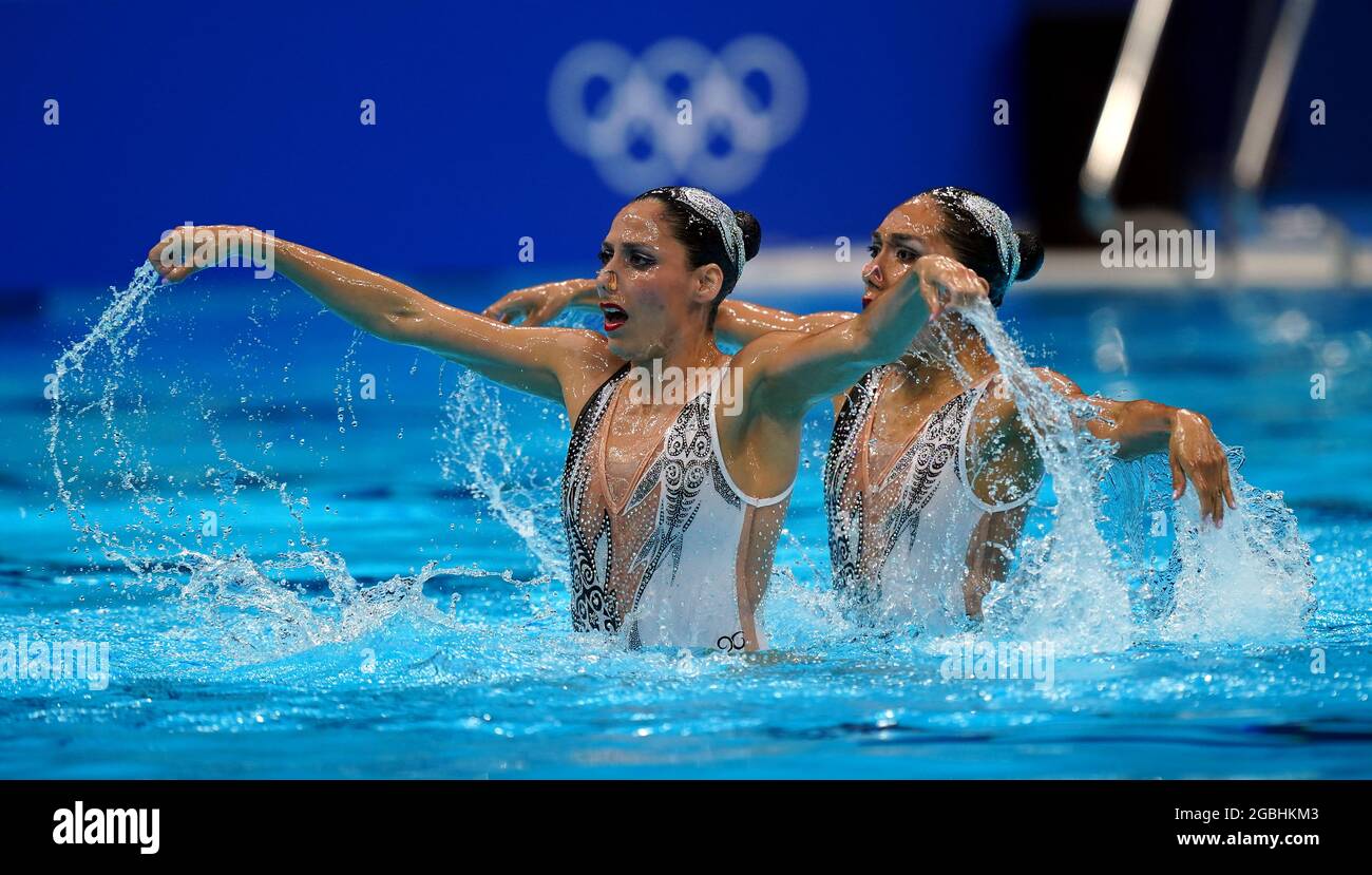 Il Messico Nuria Diosdado e Joana Jimenez gareggiano nella finale del nuoto artistico al Tokyo Aquatics Center il dodicesimo giorno dei Giochi Olimpici di Tokyo 2020 in Giappone. Data immagine: Mercoledì 4 agosto 2021. Foto Stock