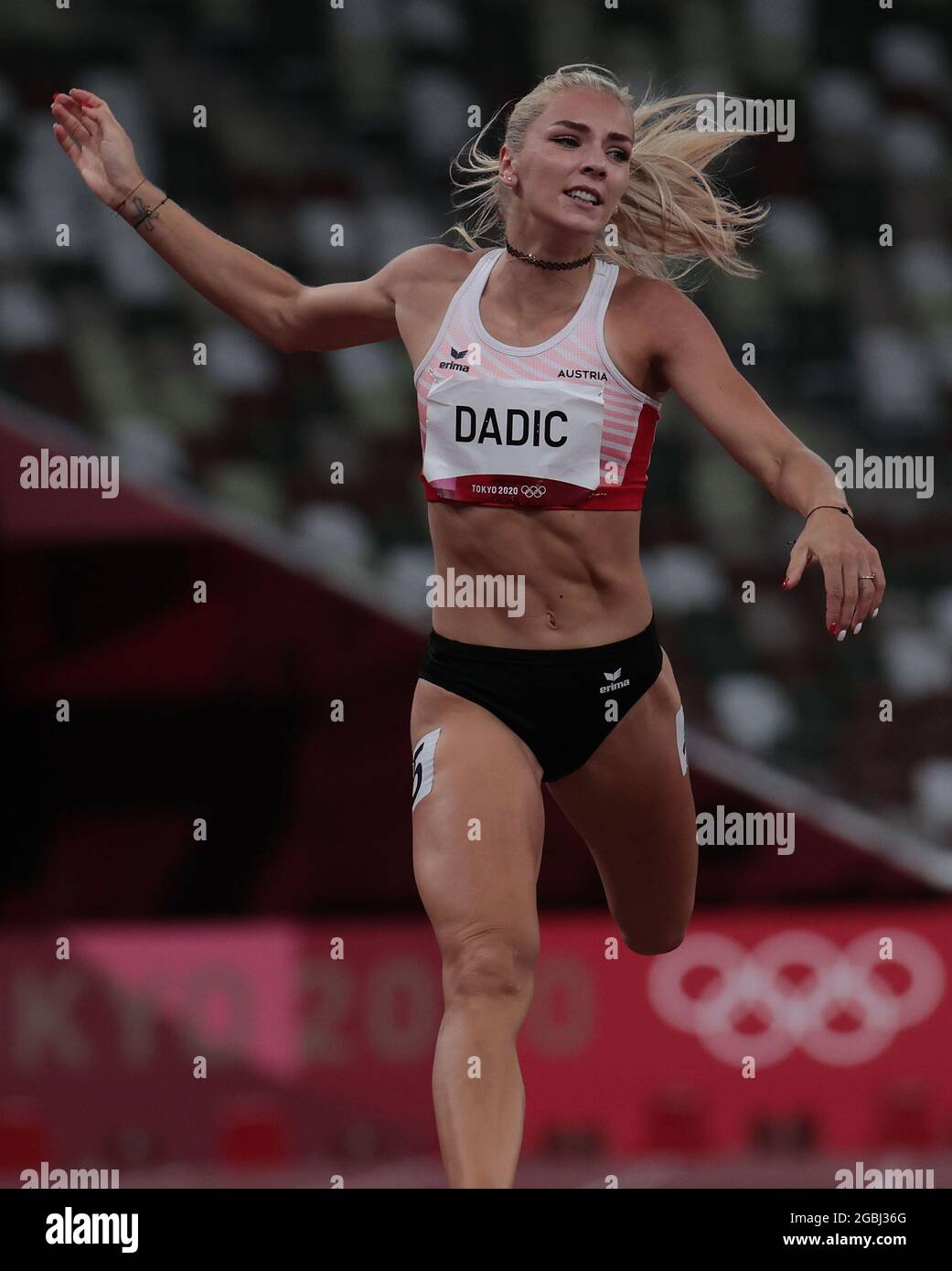 Tokyo, Giappone. 4 agosto 2021. Ivona Dadic of Austria compete durante la partita femminile di eptathlon 200m ai Giochi Olimpici di Tokyo 2020, a Tokyo, Giappone, il 4 agosto 2021. Credit: Li Gang/Xinhua/Alamy Live News Foto Stock
