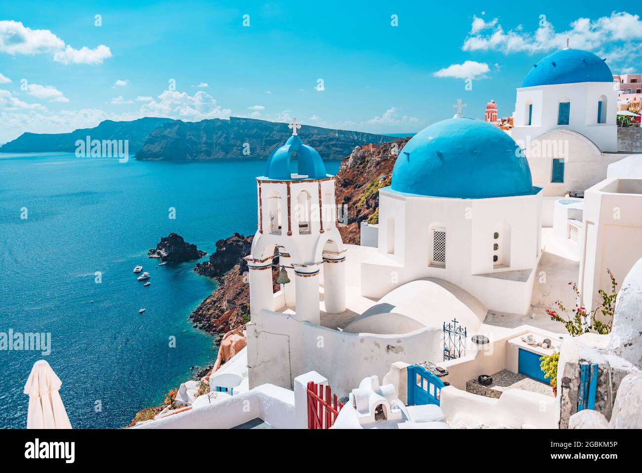 Grecia isola di Santorini, famosa destinazione di viaggio Europa. Villaggio greco paesaggio Foto Stock