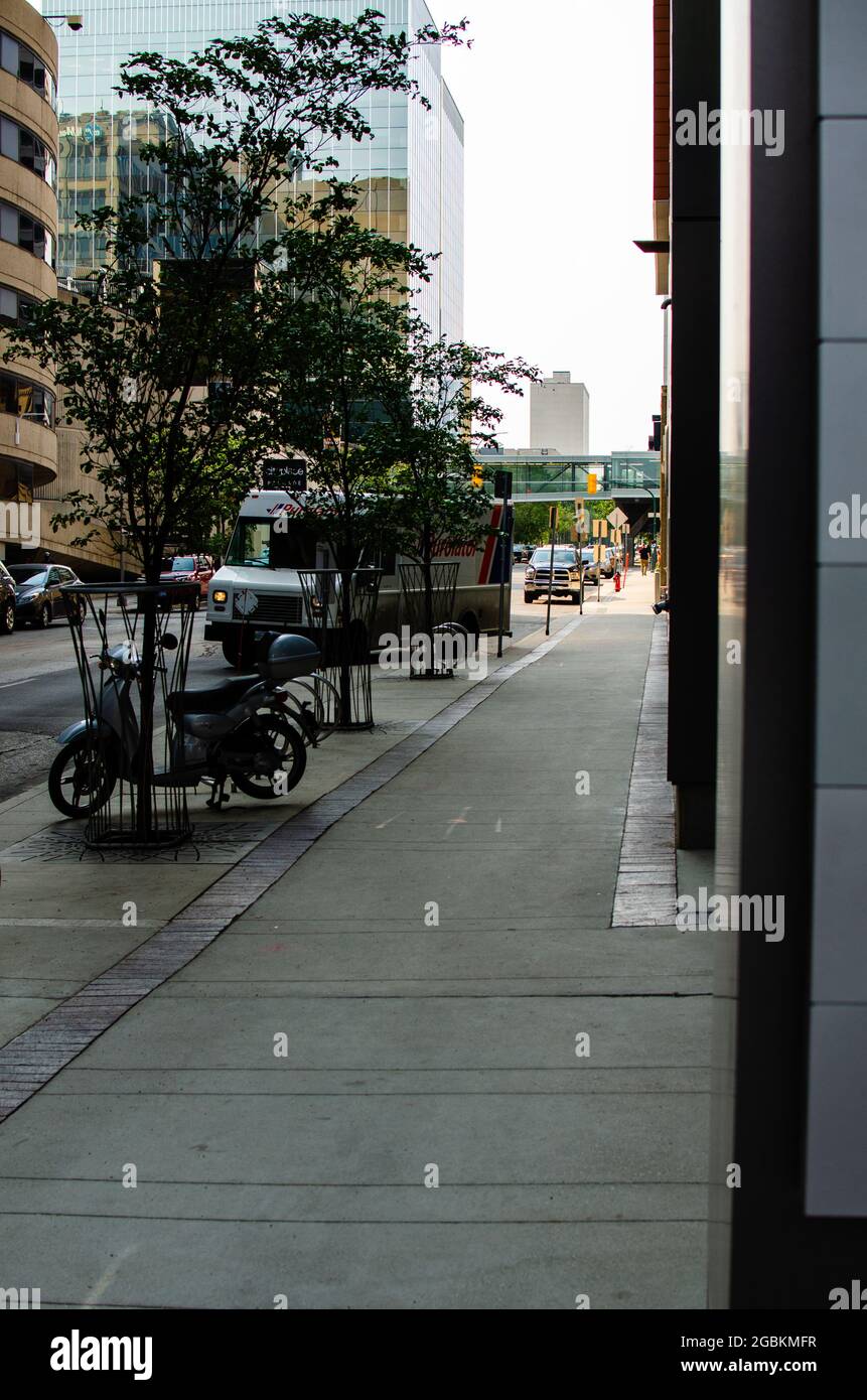 Marciapiede nel centro di Winnipeg, Manitoba, Canada Foto Stock