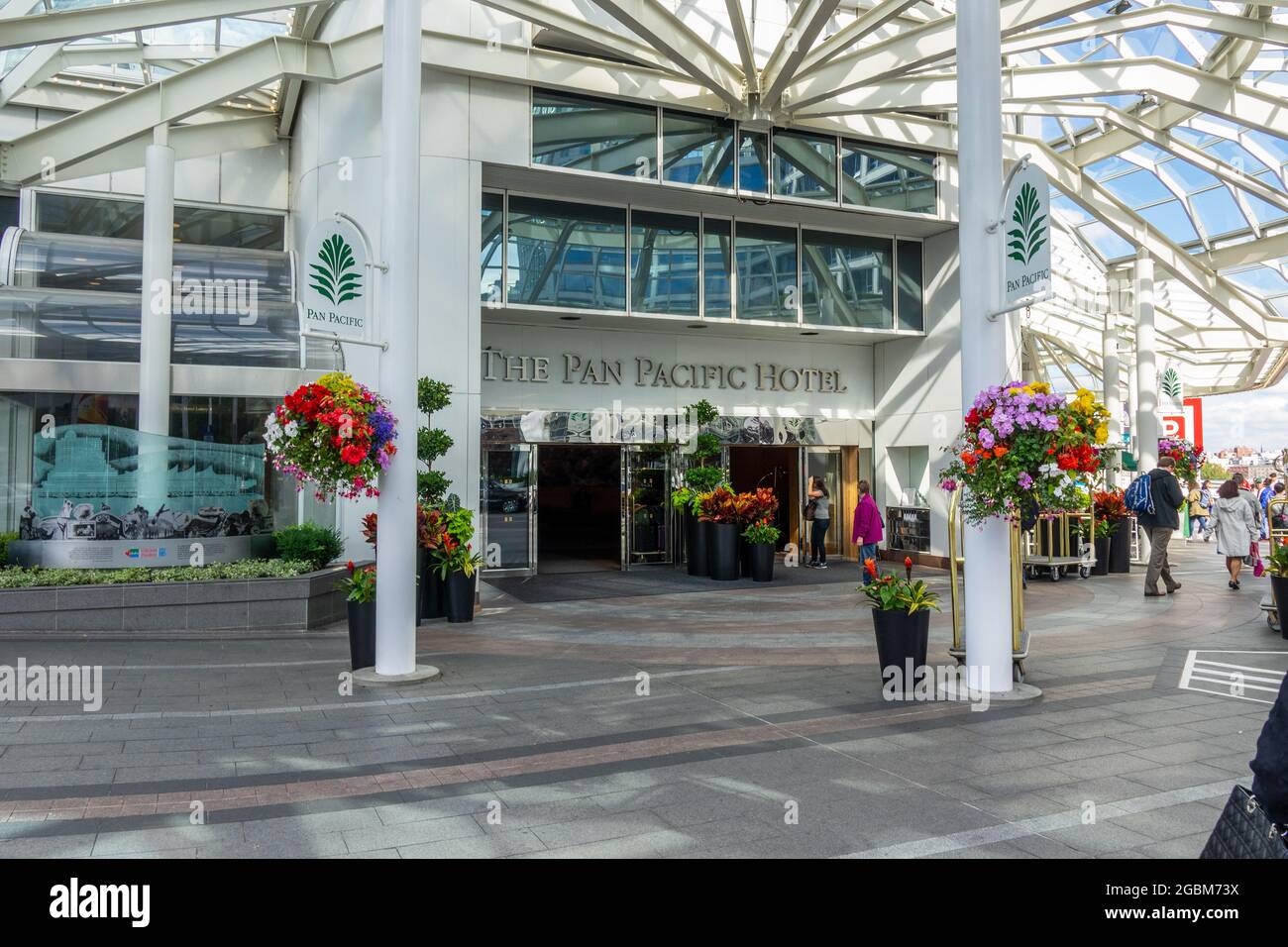 L'entrata del Pan Pacific Hotel al Canada Place Vancouver British Columbia Canada Foto Stock