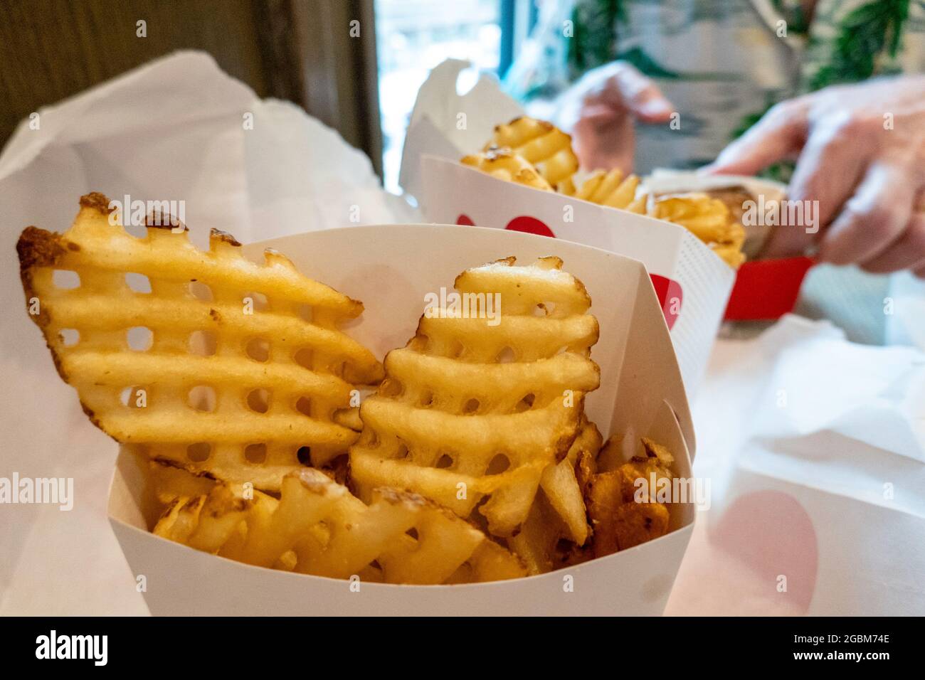 Chick-fil-A è un popolare ristorante americano di pollo fast food negli Stati Uniti Foto Stock