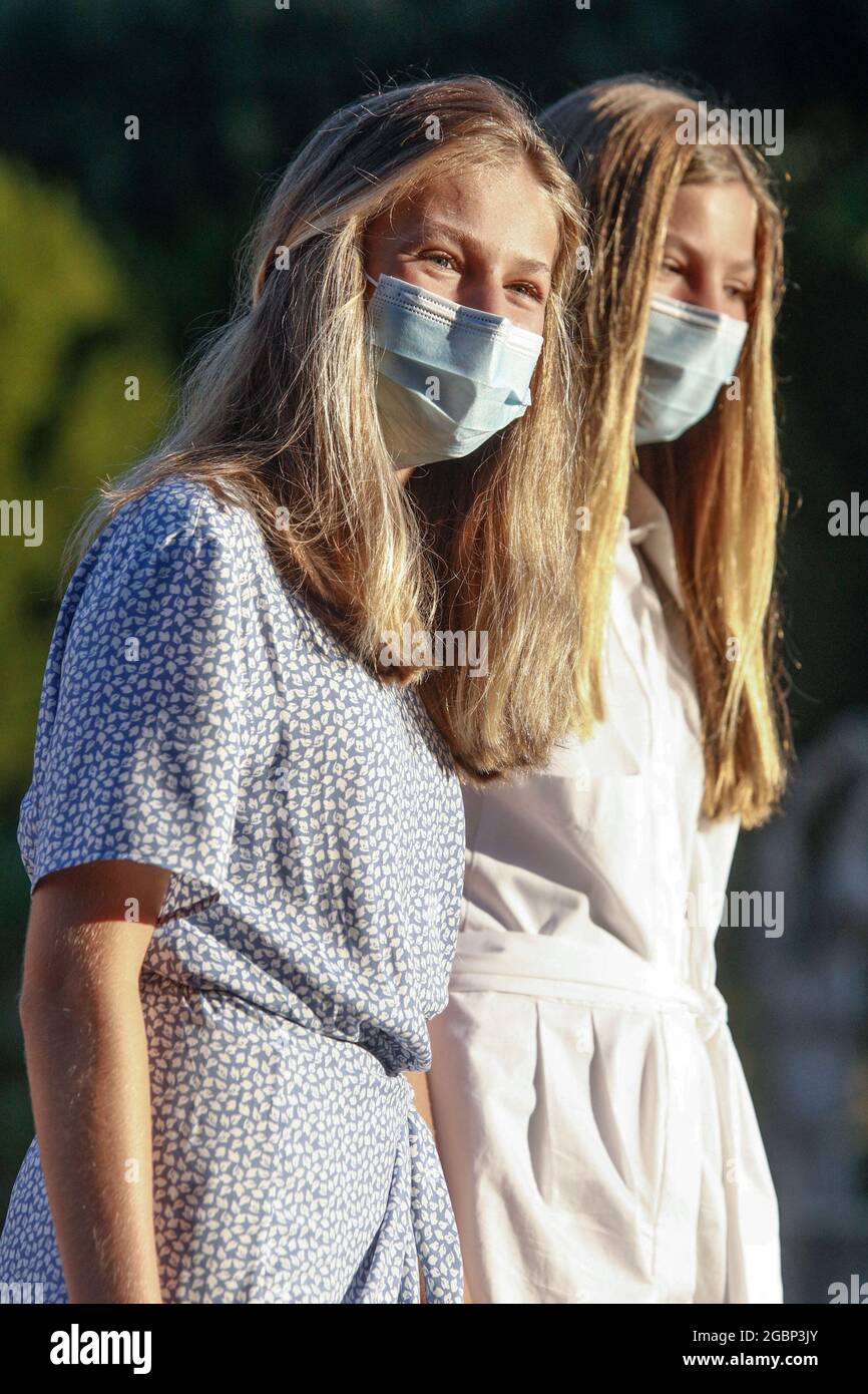 La principessa Leonor e l'Infanta Sofia di Spagna visitano il Centro di Interpretazione del paesaggio naturale della Sierra di Tramontana e il Santuario di Lluc durante le loro vacanze estive a Maiorca, isole Baleari, Spagna, 4 agosto 2021. Foto di Archie Andrews/ABACAPRESS.COM Foto Stock
