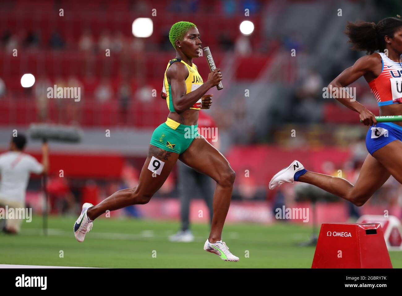 RUSSELL Janieve (JAM), 5 AGOSTO 2021 - Atletica : relè 4x400m femminile - calore durante i Giochi Olimpici di Tokyo 2020 allo Stadio Nazionale di Tokyo, Giappone. (Foto di Naoki Morita/AFLO SPORT) Foto Stock