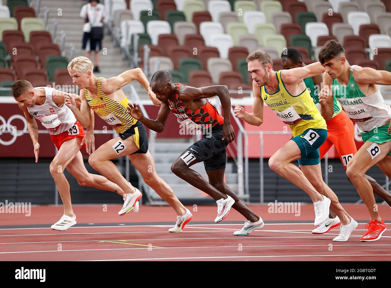 Tokyo, Giappone. 5 agosto 2021. Timothy Cheruiyot (C) del Kenya compete durante la semifinale maschile di 1500 m ai Giochi Olimpici di Tokyo 2020, a Tokyo, Giappone, 5 agosto 2021. Credit: Wang Lili/Xinhua/Alamy Live News Foto Stock