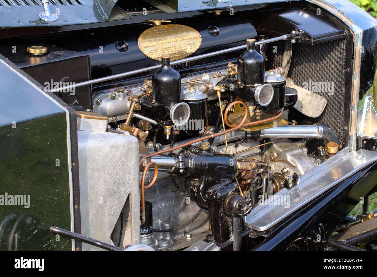 Vano motore di una vettura classica d'epoca Invicta S Type 4.5 da 1932 litri, Inghilterra Foto Stock