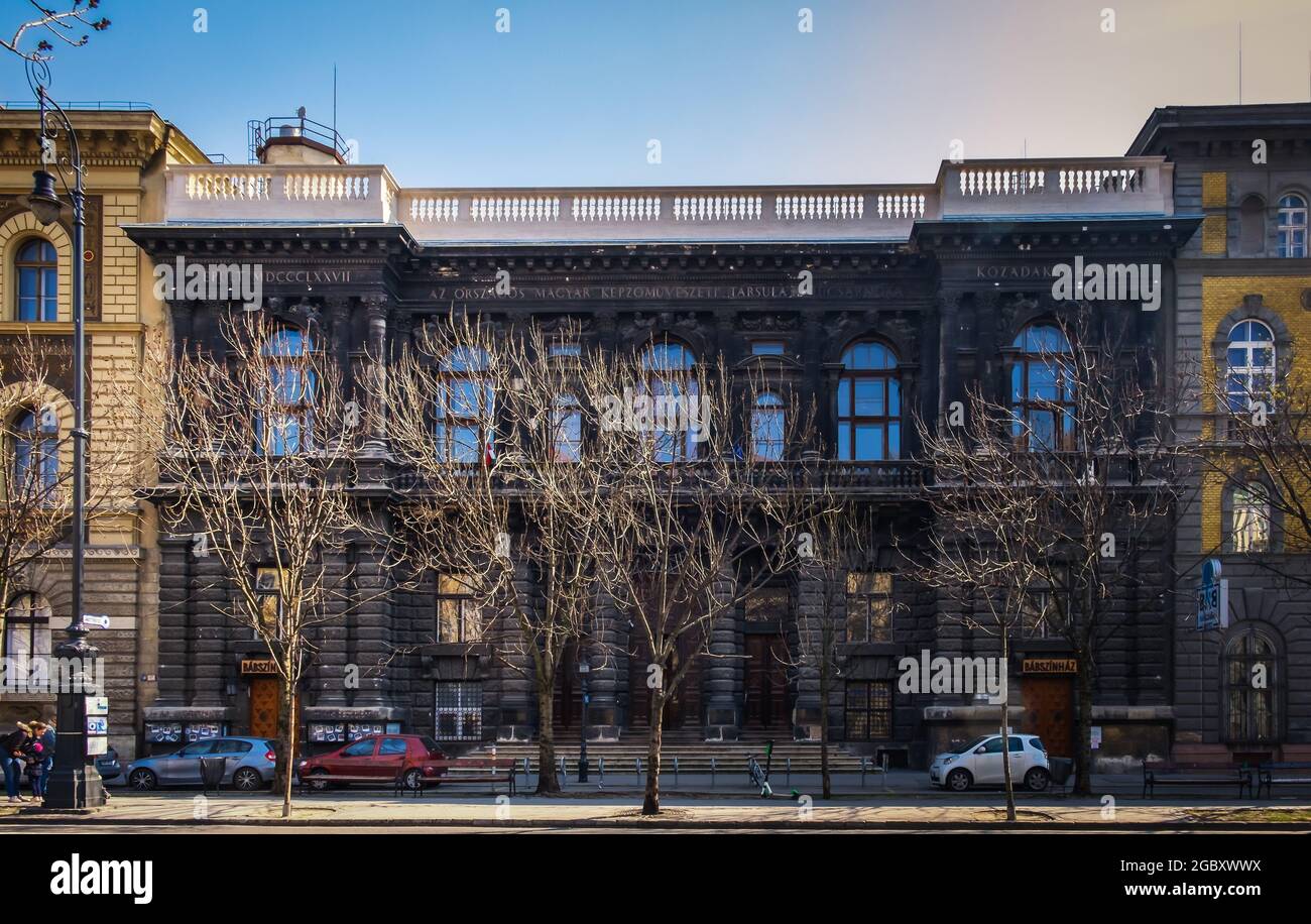 Budapest, Ungheria, marzo 2020, vista del Teatro dei Pupi di Budapest sul viale Andrássy Foto Stock