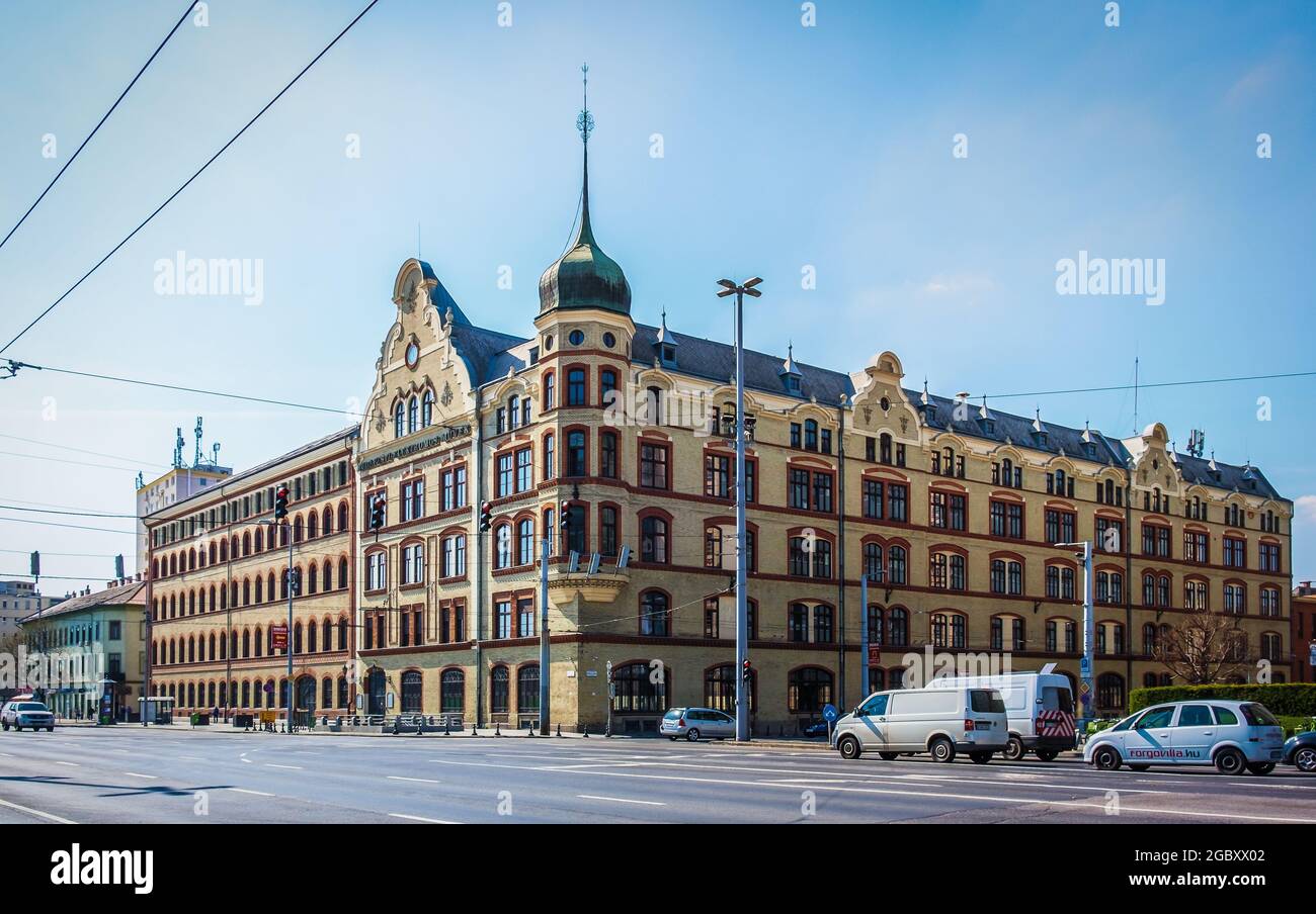 Budapest, Ungheria, marzo 2020, vista della fabbrica elettrica di Budapest che costruisce una società di fornitura di elettricità Foto Stock