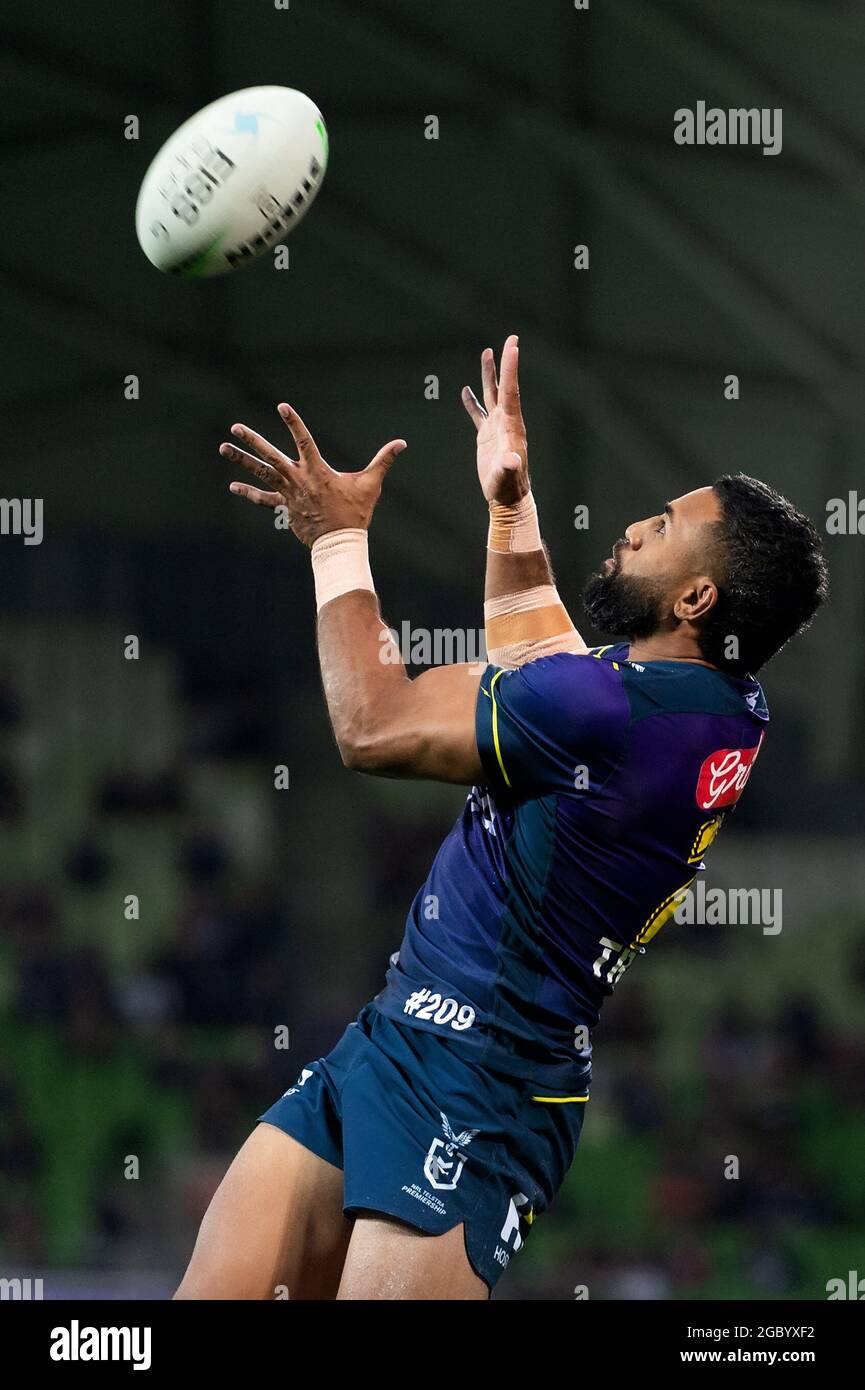 MELBOURNE, AUSTRALIA - MARZO 11: George Jennings of the Storm prende il pallone durante il round 1 NRL match tra Melbourne Storm e South Sydney Rabbitohs all'AAMI Park il 11 marzo 2021 a Melbourne, Australia. Credit: Mikko Robles/Speed Media/Alamy Live News Foto Stock