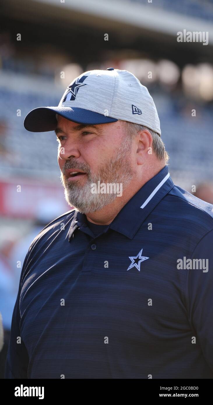 5 agosto 2021: Capo allenatore Mike McCarthy durante la partita dei Pittsburgh Steelers vs Dallas Cowboys al Tom Benson Stadium di Canton, Ohio. Jason Pohuski/CSM Foto Stock