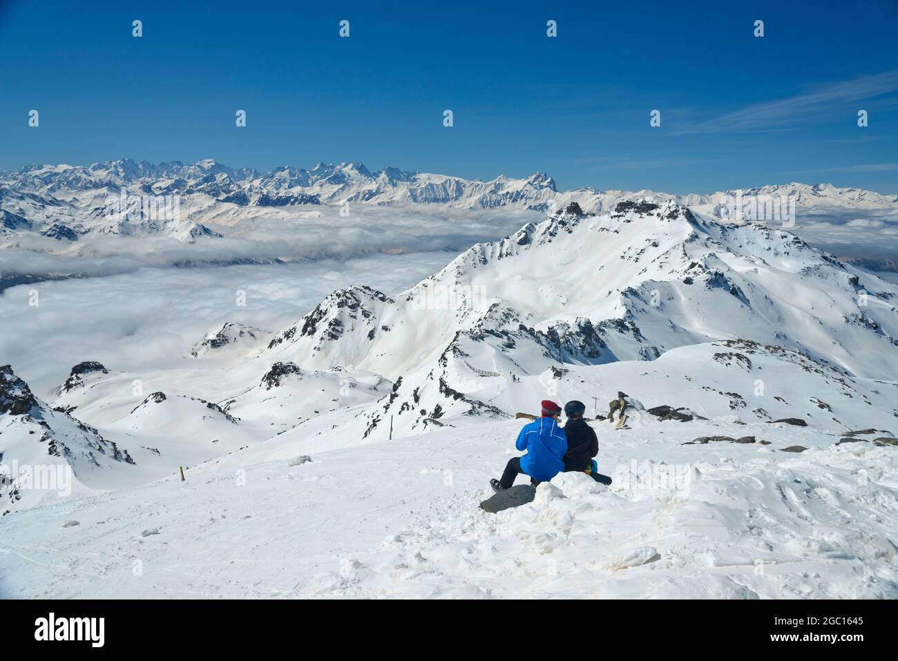 FRANCIA, SAVOIE (73), TARENTAISE, SAINT-MARTIN-DE-BELLEVILLE, LES MENUIRES, PANORAMA SUL MASSICCIO DELLA MAURIENNE DALLA CIMA DELLA CIME DE CARON R. Foto Stock