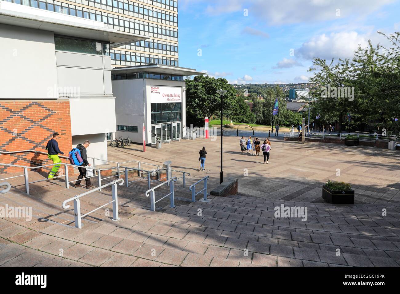 L'edificio Owen, Sheffield Hallam University, Sheffield, South Yorkshire, Inghilterra, REGNO UNITO Foto Stock