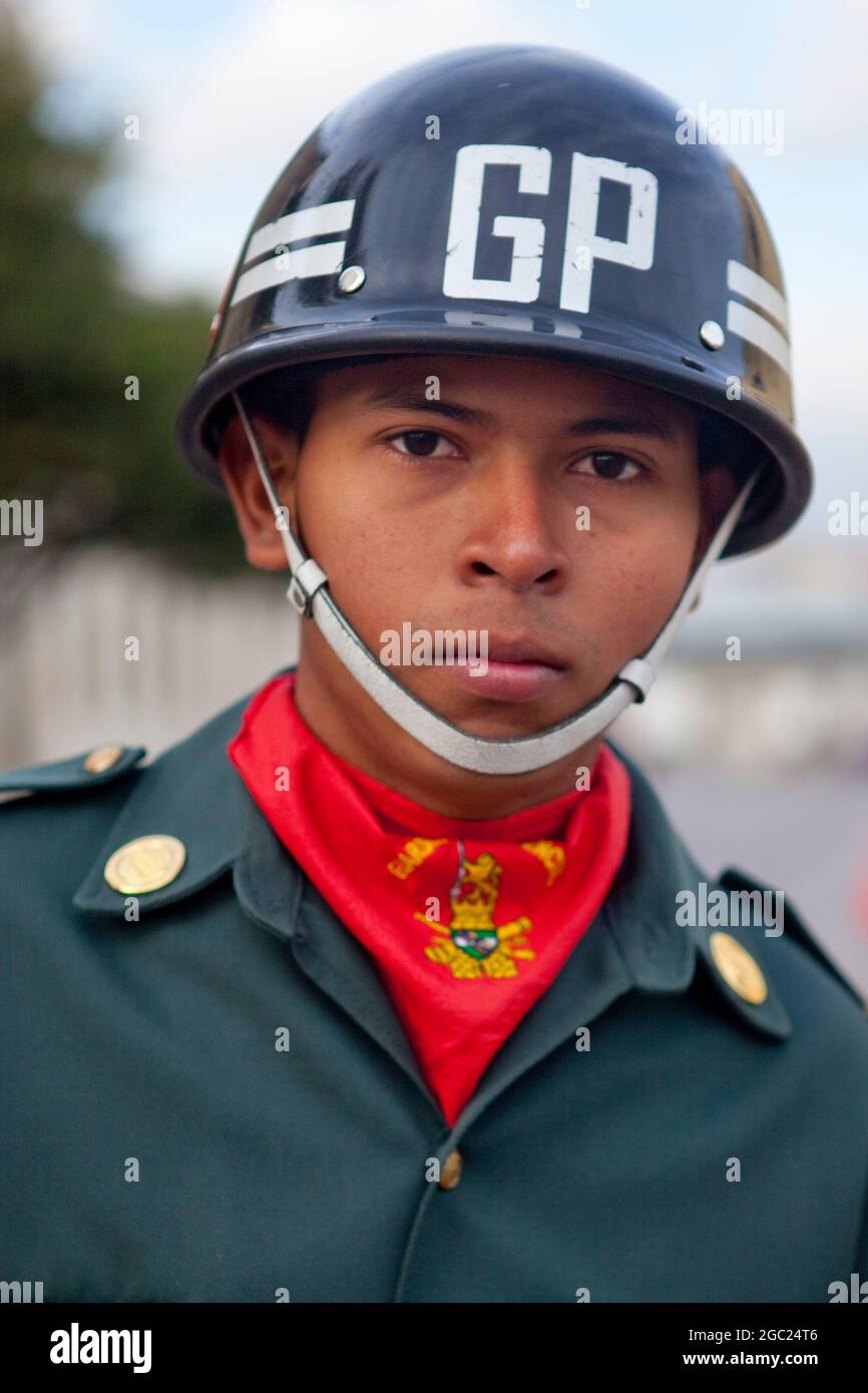 Ritratto di una guardia militare colombiana a Bogotà. Foto Stock